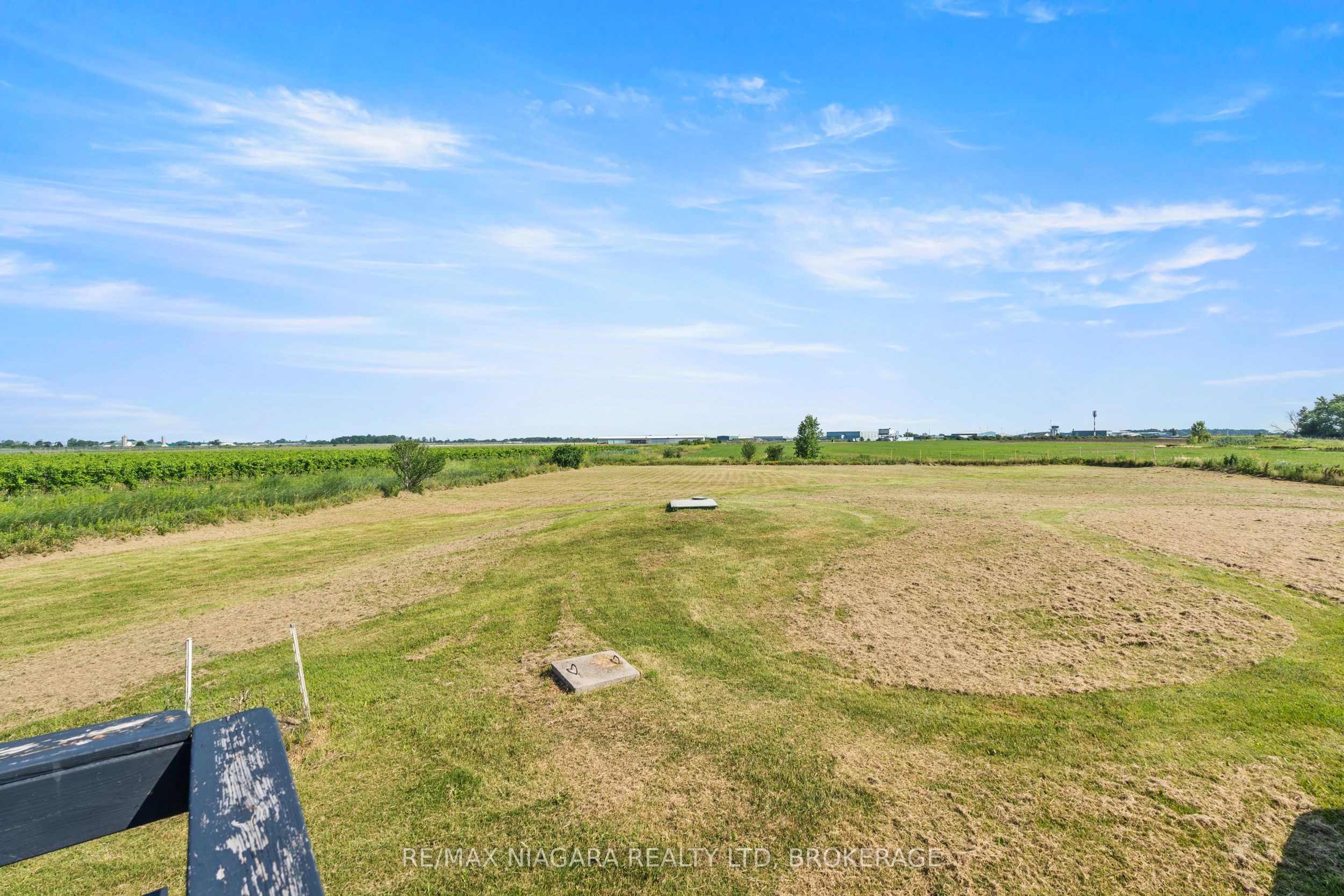 374 Niagara Stone Road Property Photo 35