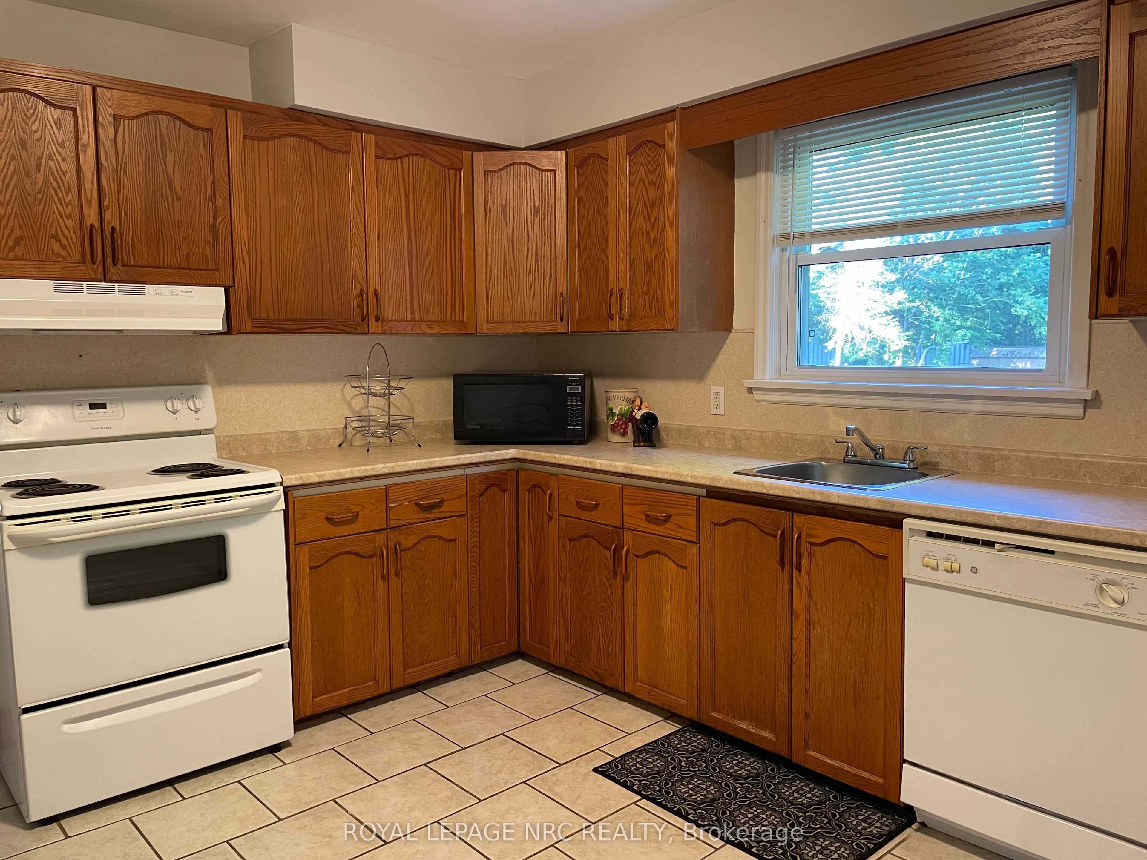 22 Dunblane Avenue Property Photo 6