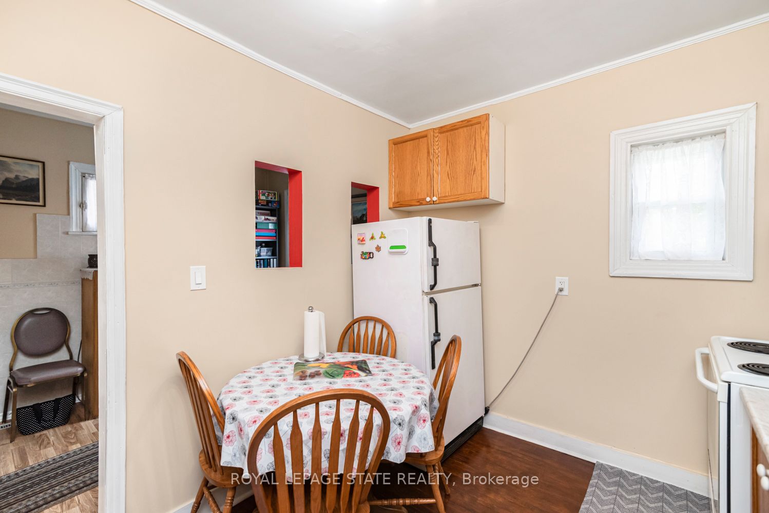 44 Arthur Avenue N Property Photo 11
