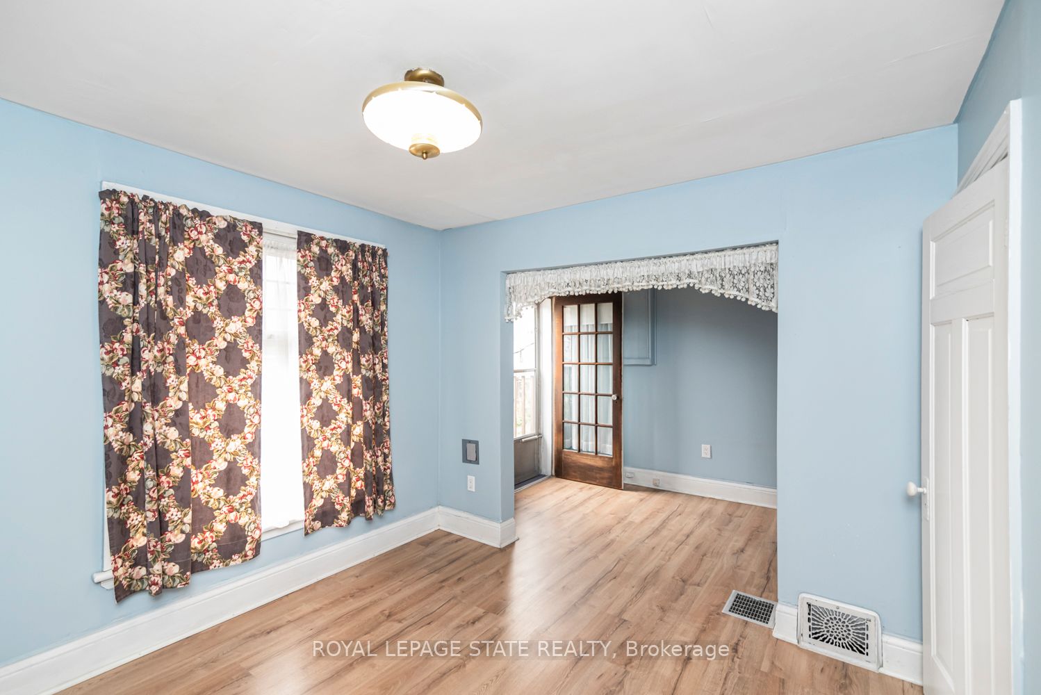 44 Arthur Avenue N Property Photo 18