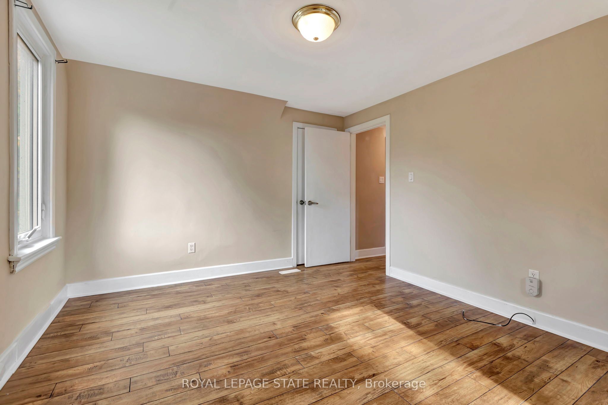 121 King Street E Property Photo 20