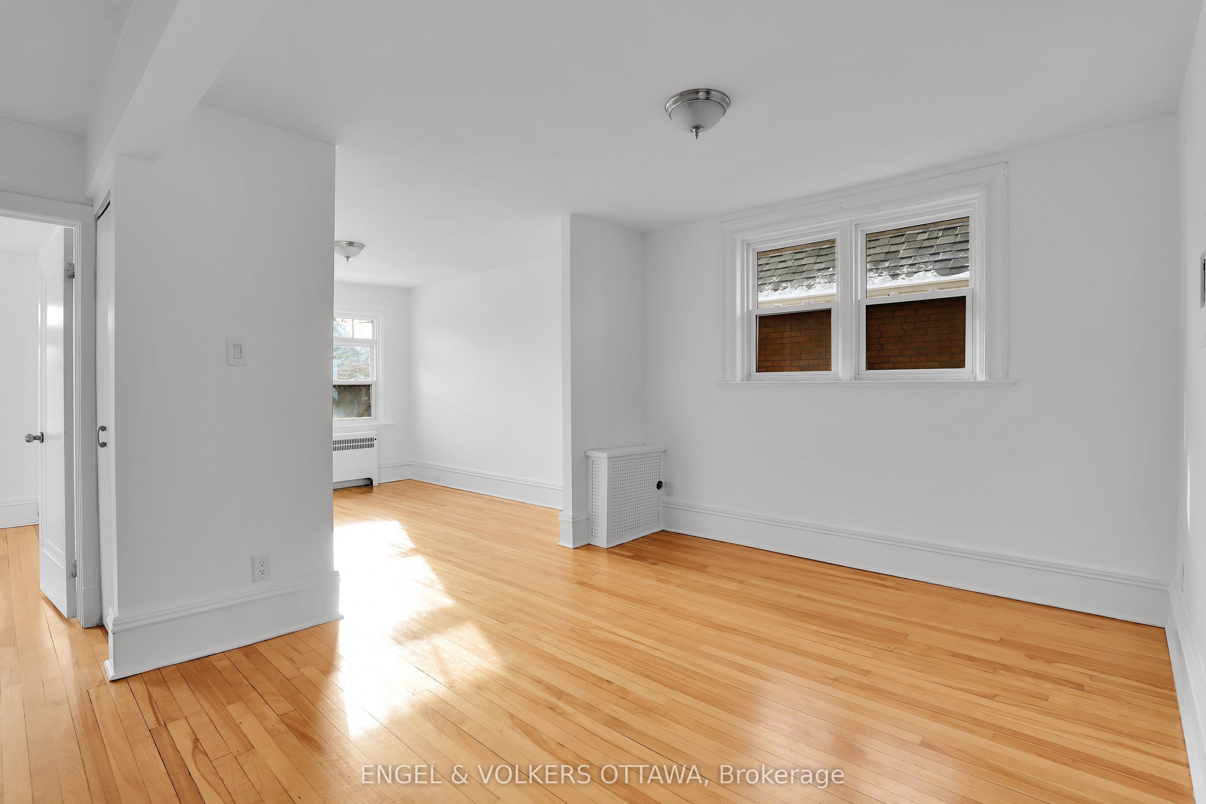 491 Mcleod Street Property Photo 6