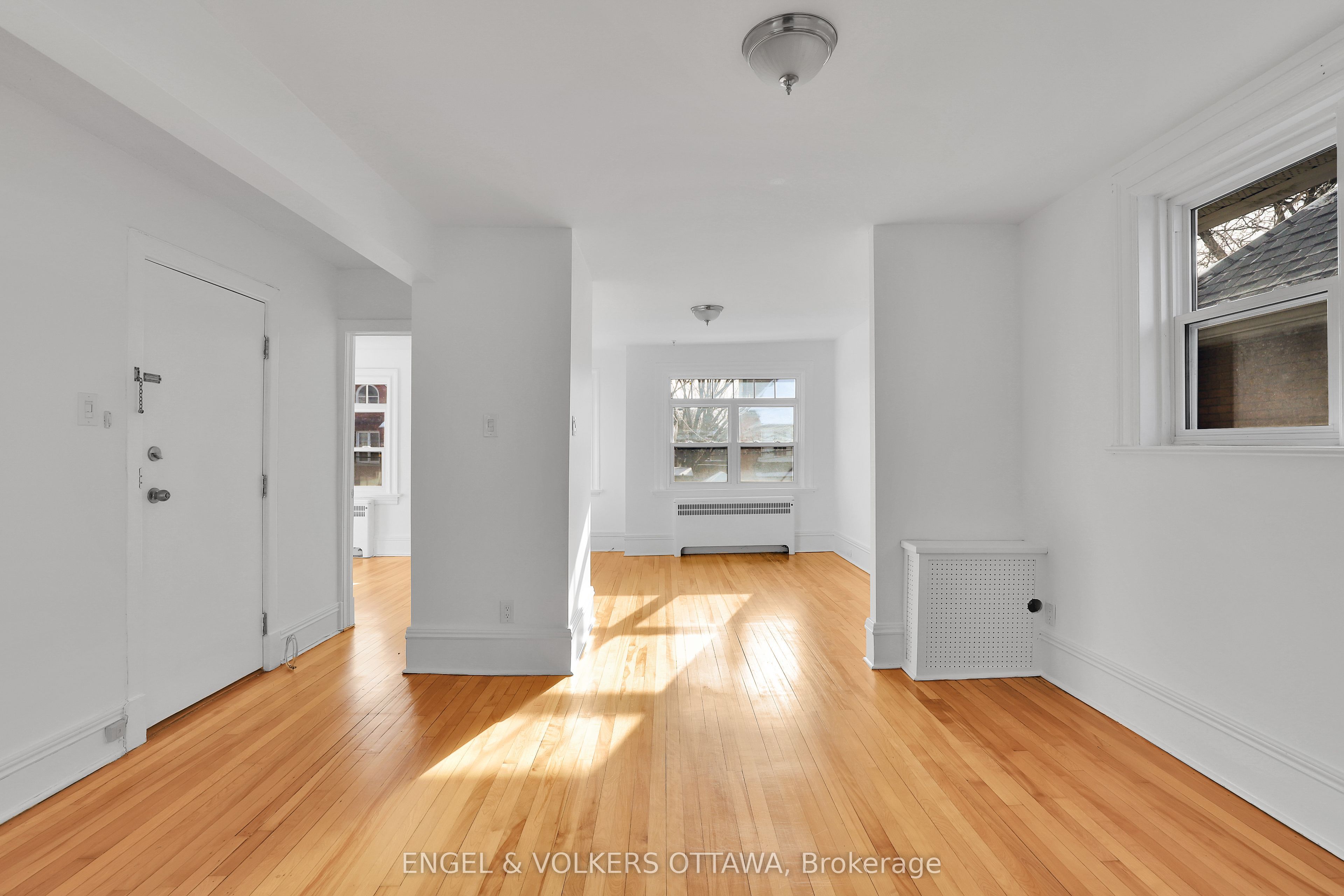491 Mcleod Street Property Photo 8