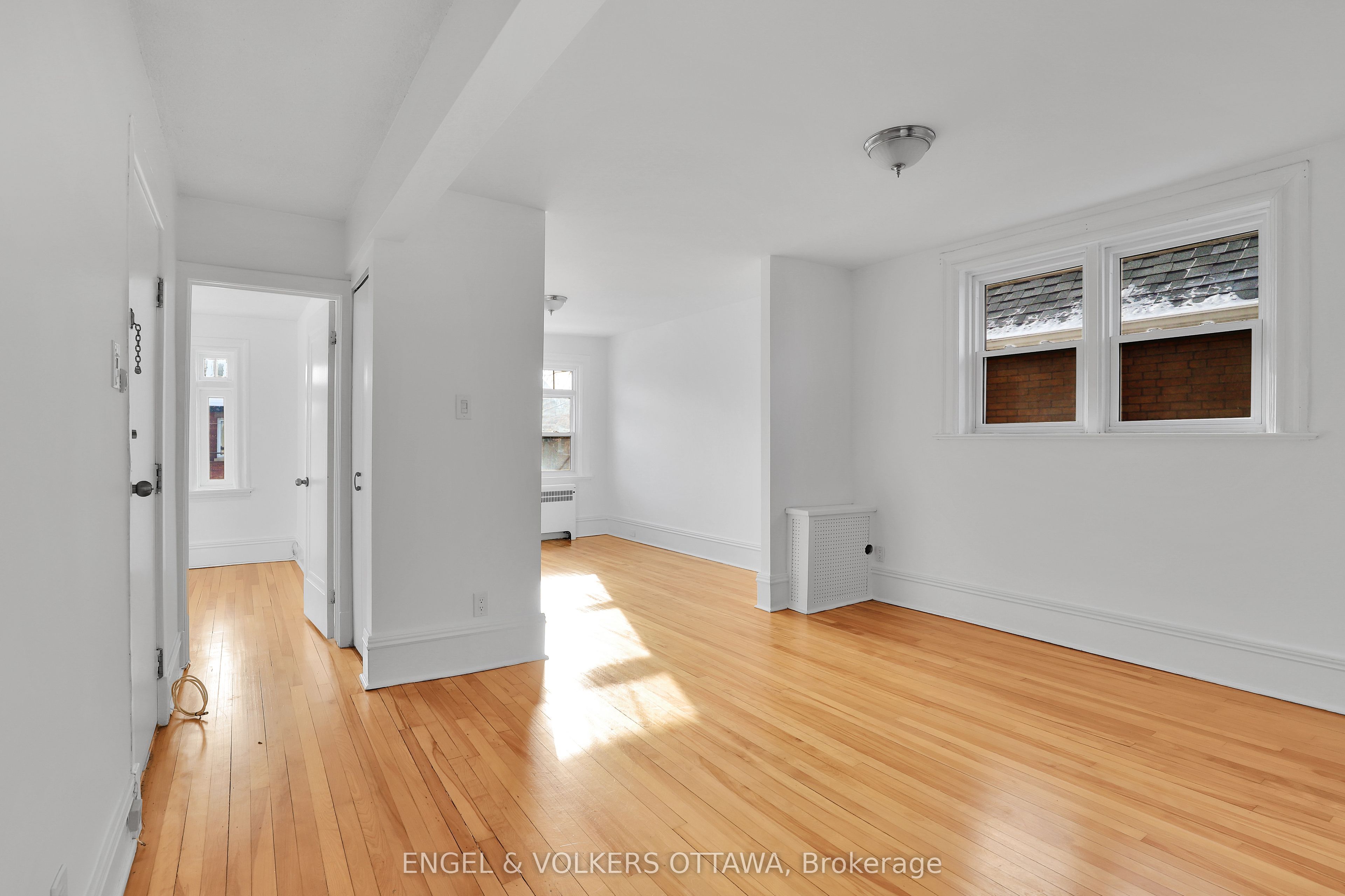 491 Mcleod Street Property Photo 10