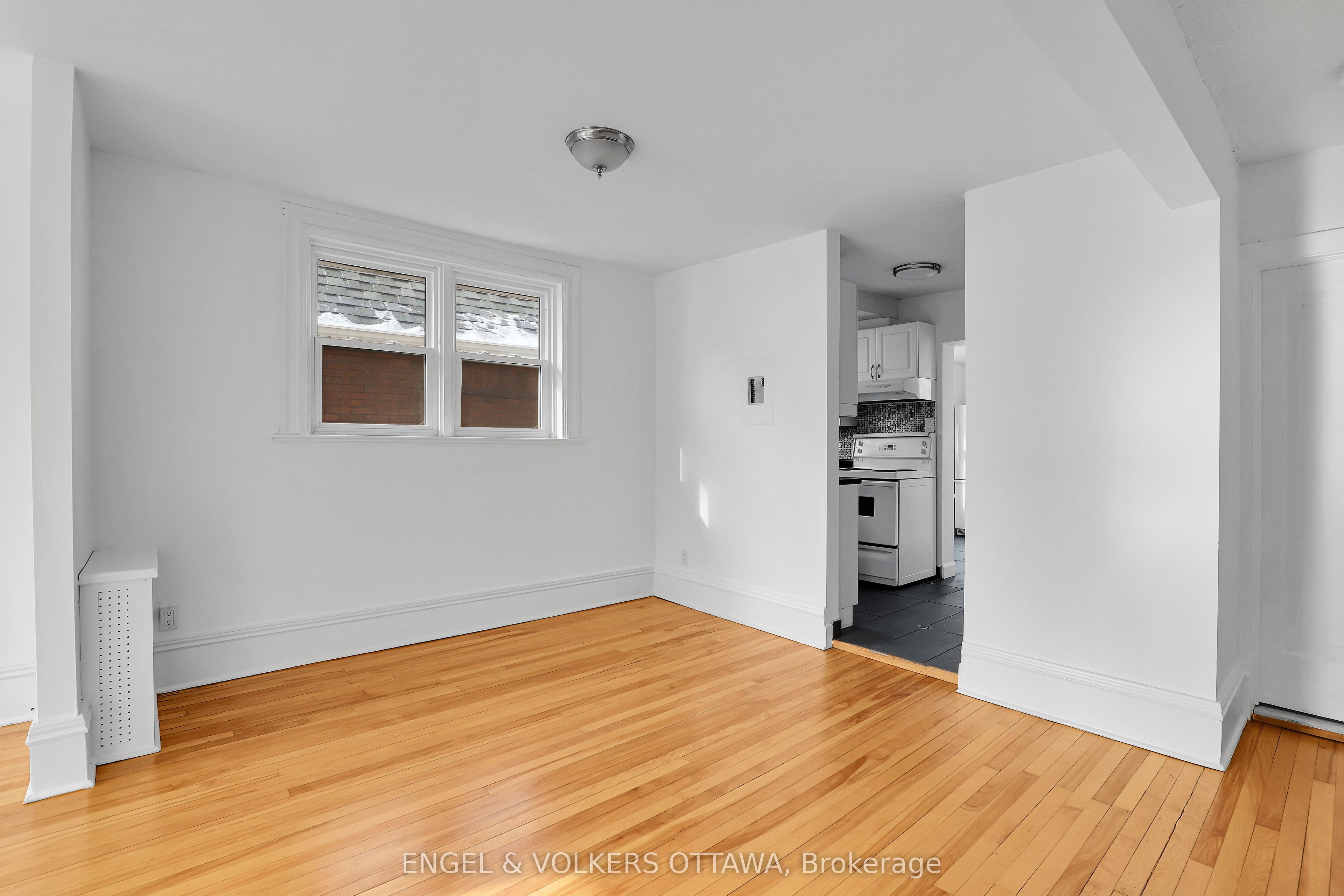 491 Mcleod Street Property Photo 11