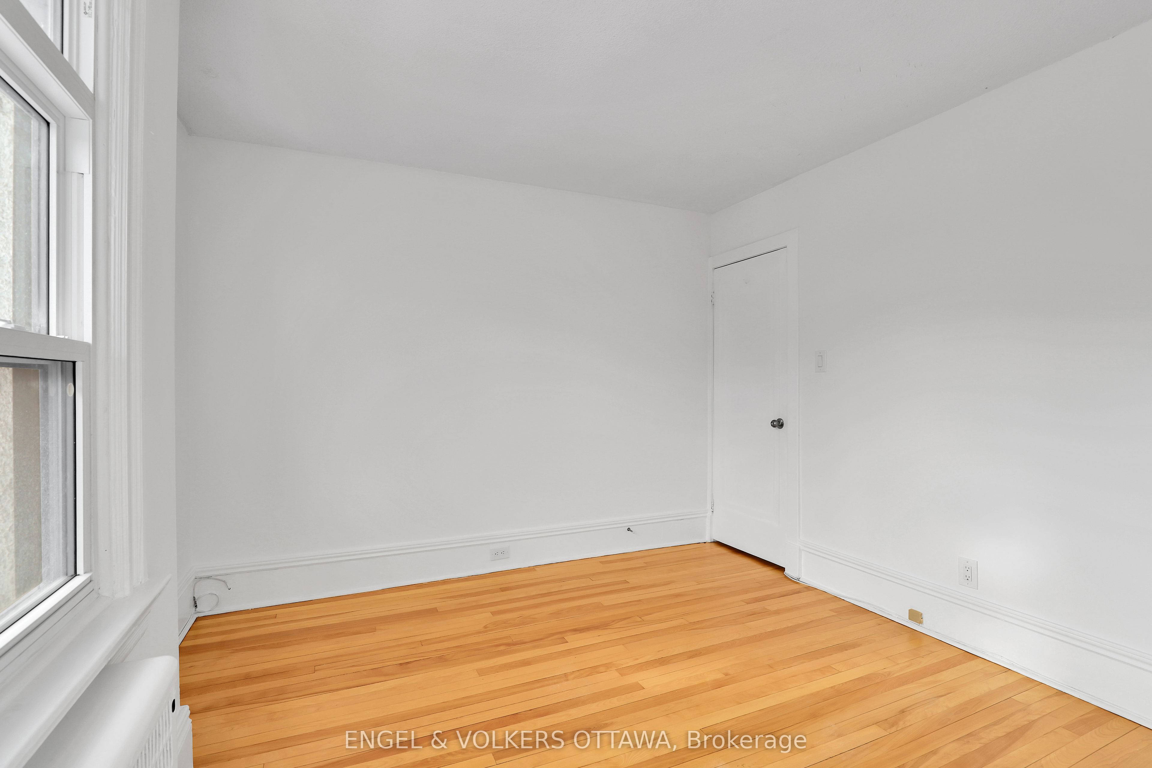491 Mcleod Street Property Photo 13