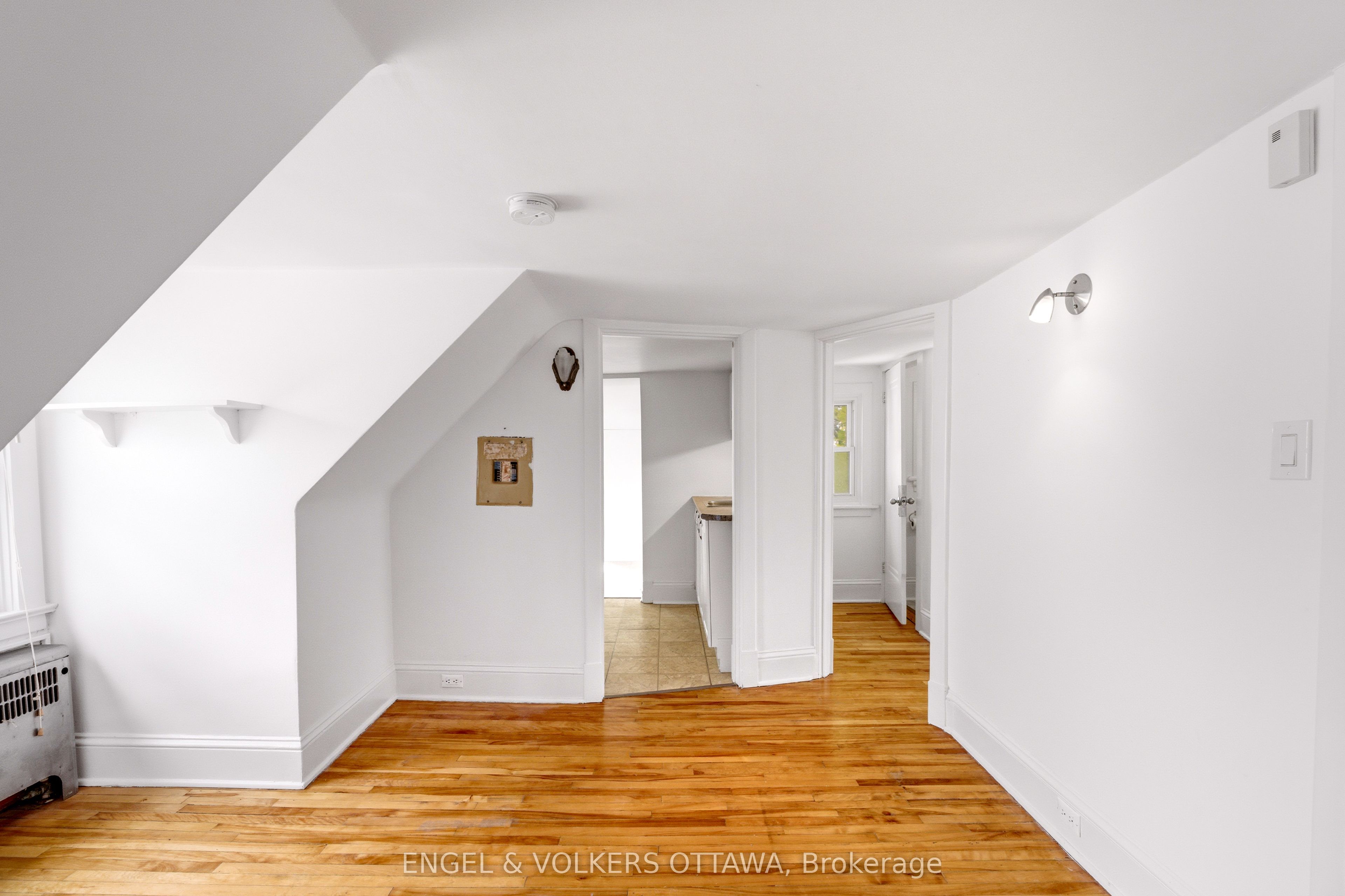 491 Mcleod Street Property Photo 21