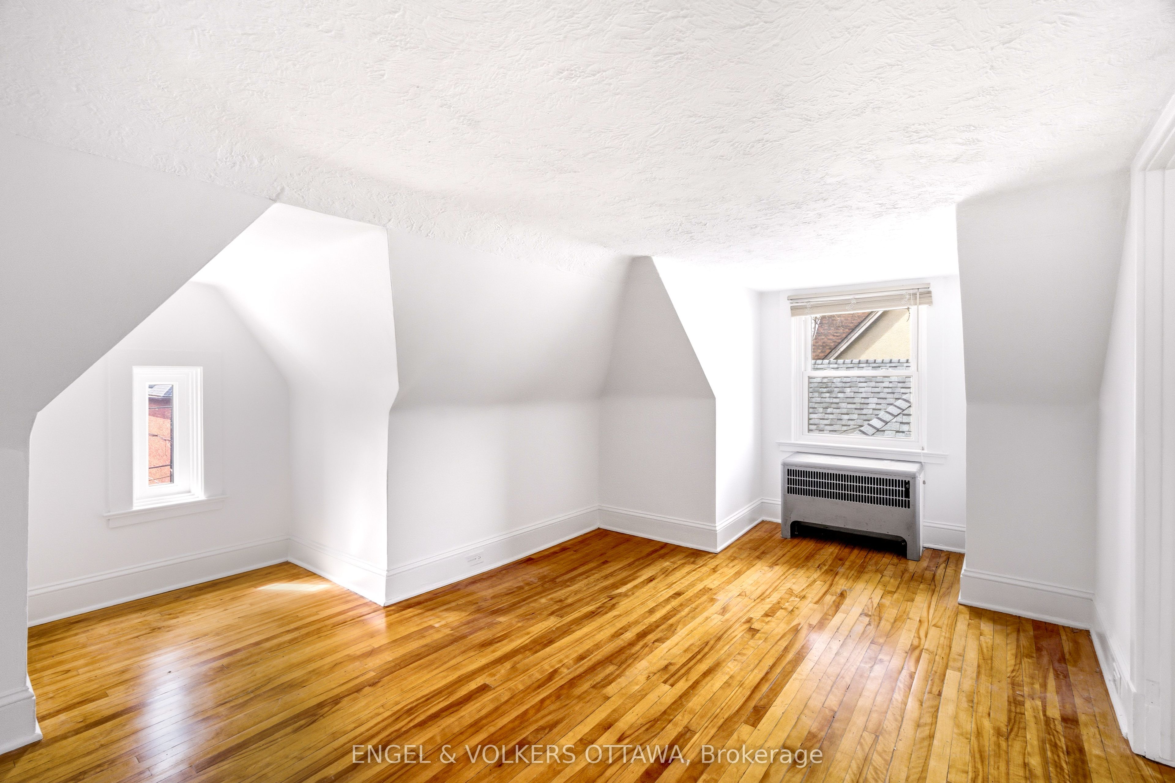 491 Mcleod Street Property Photo 27