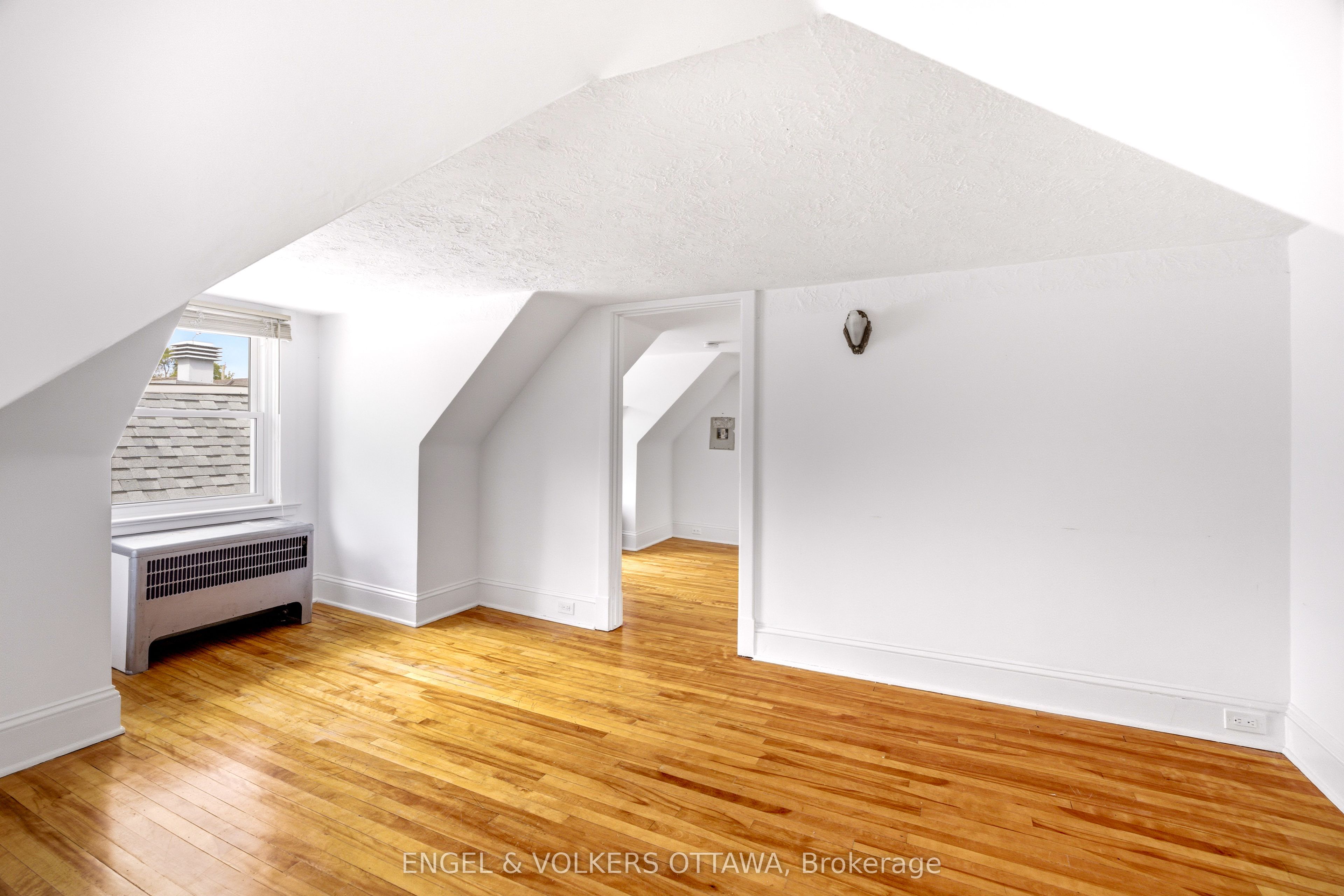 491 Mcleod Street Property Photo 29