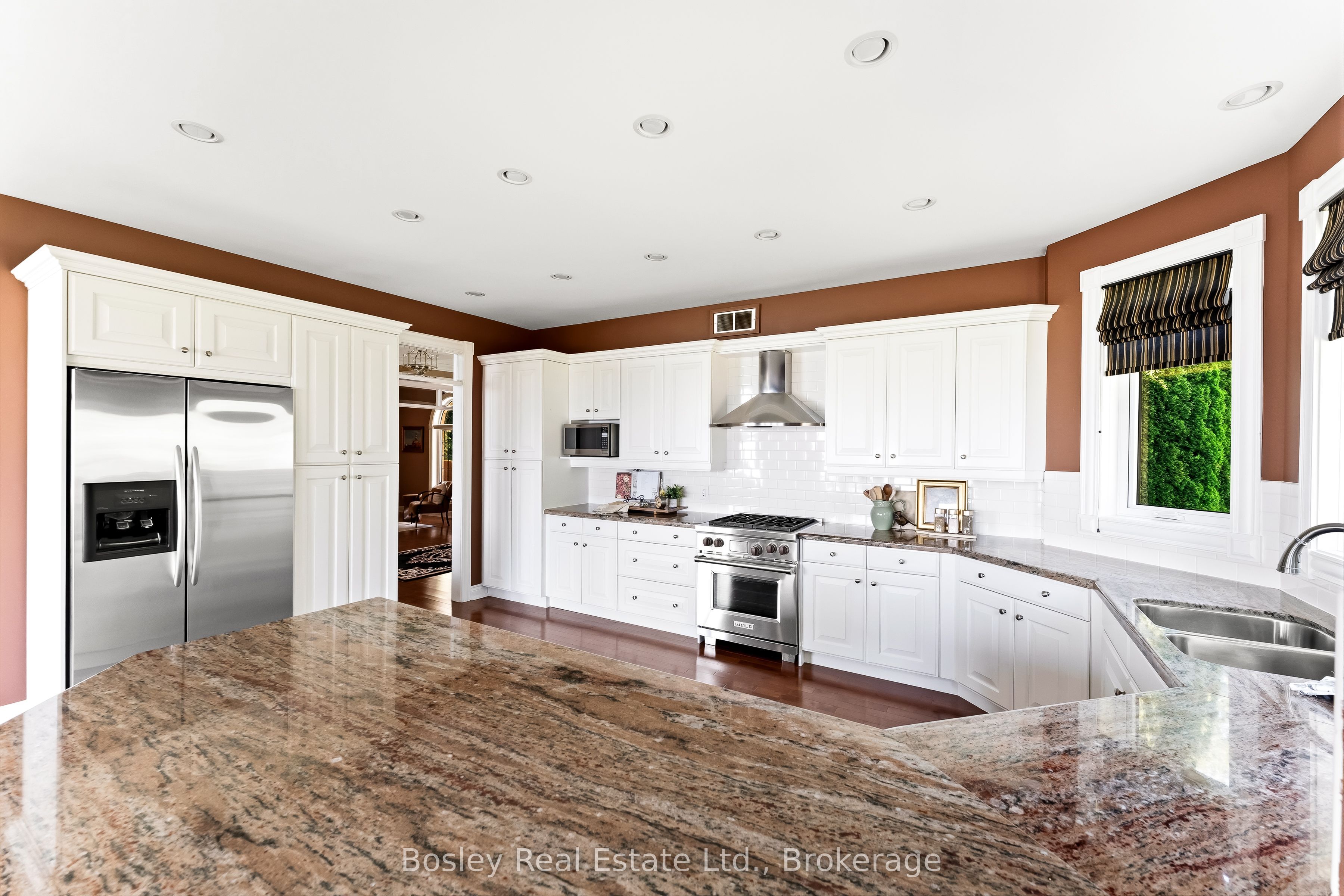 353 Lakeshore Road Property Photo 13