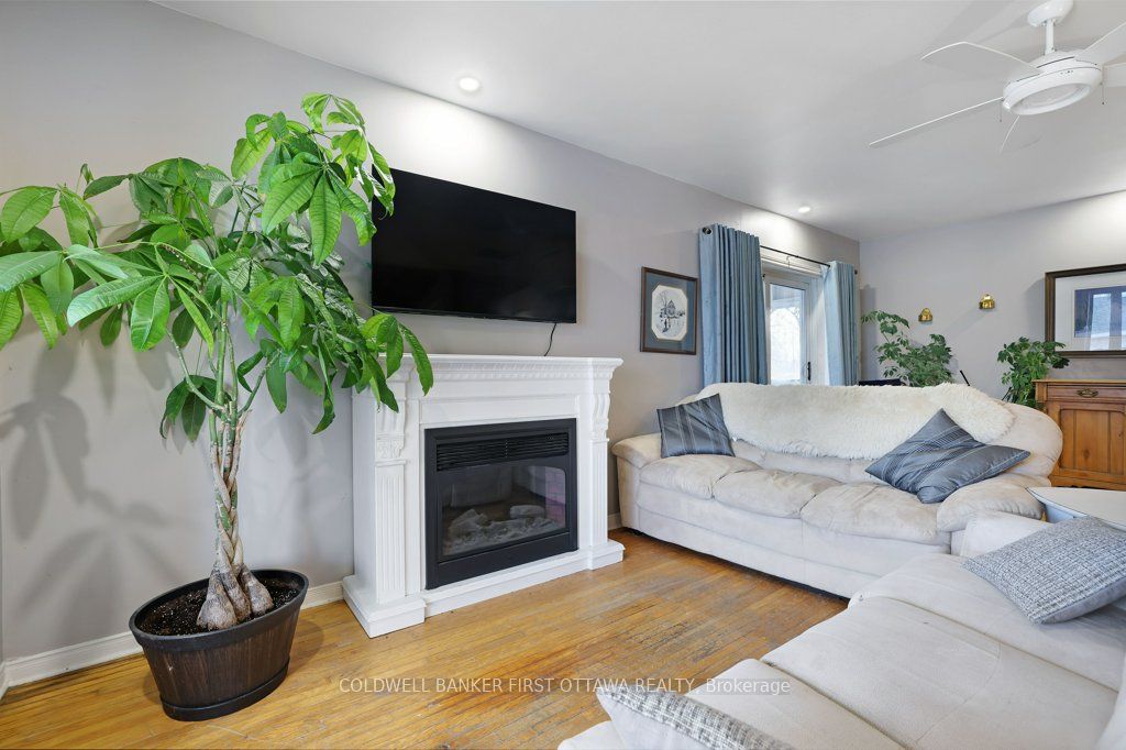 3968 Diamondview Road Property Photo 9