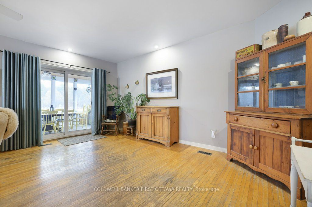 3968 Diamondview Road Property Photo 11