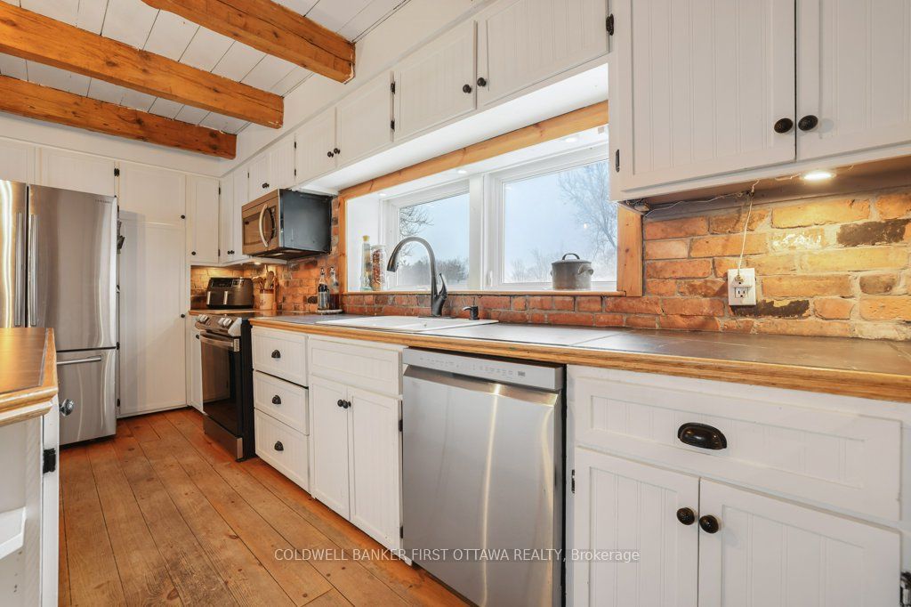 3968 Diamondview Road Property Photo 21