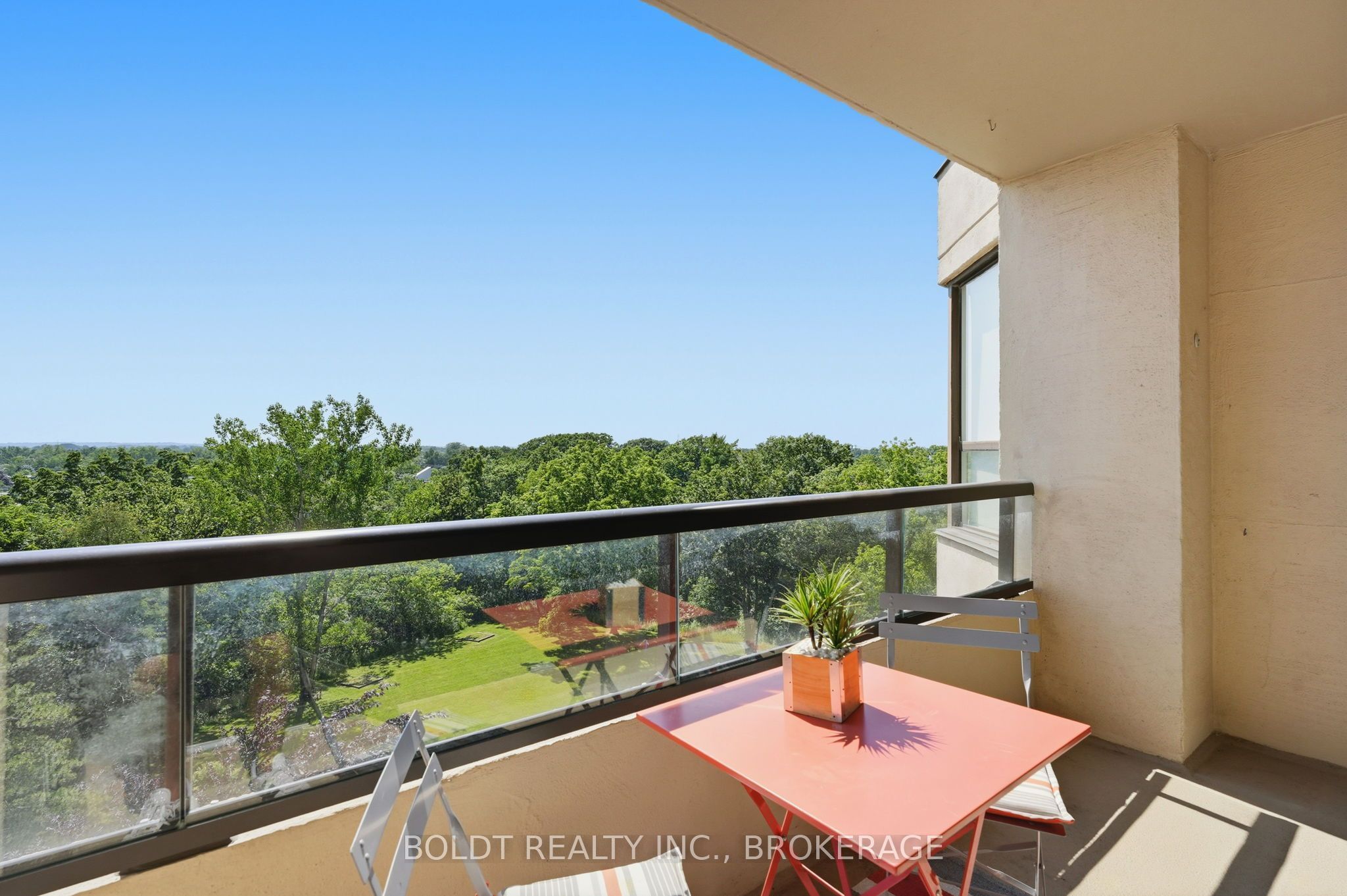 3 Towering Heights Boulevard 702 Property Photo 16