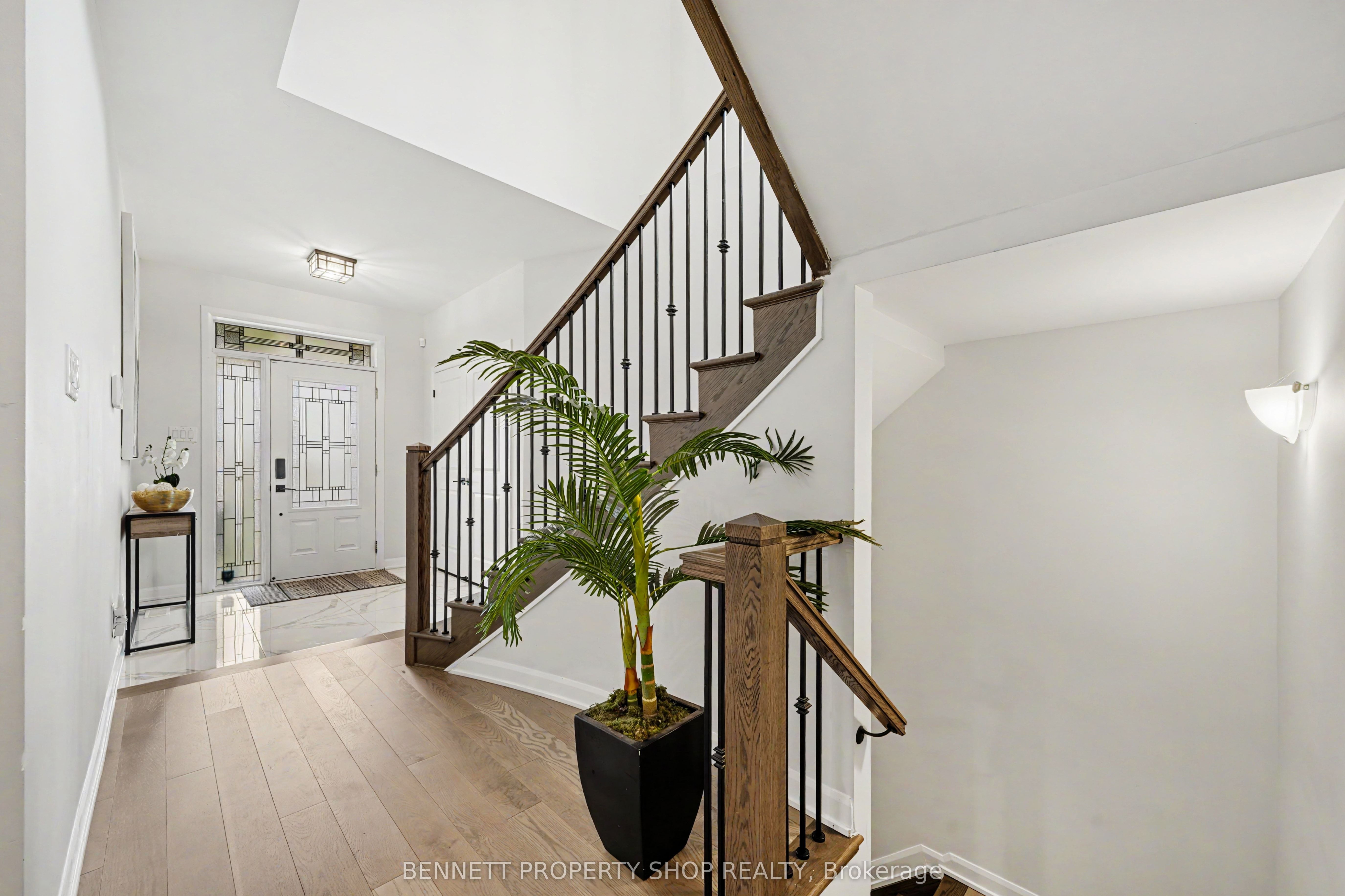 95 Russet Terrace Property Photo 3