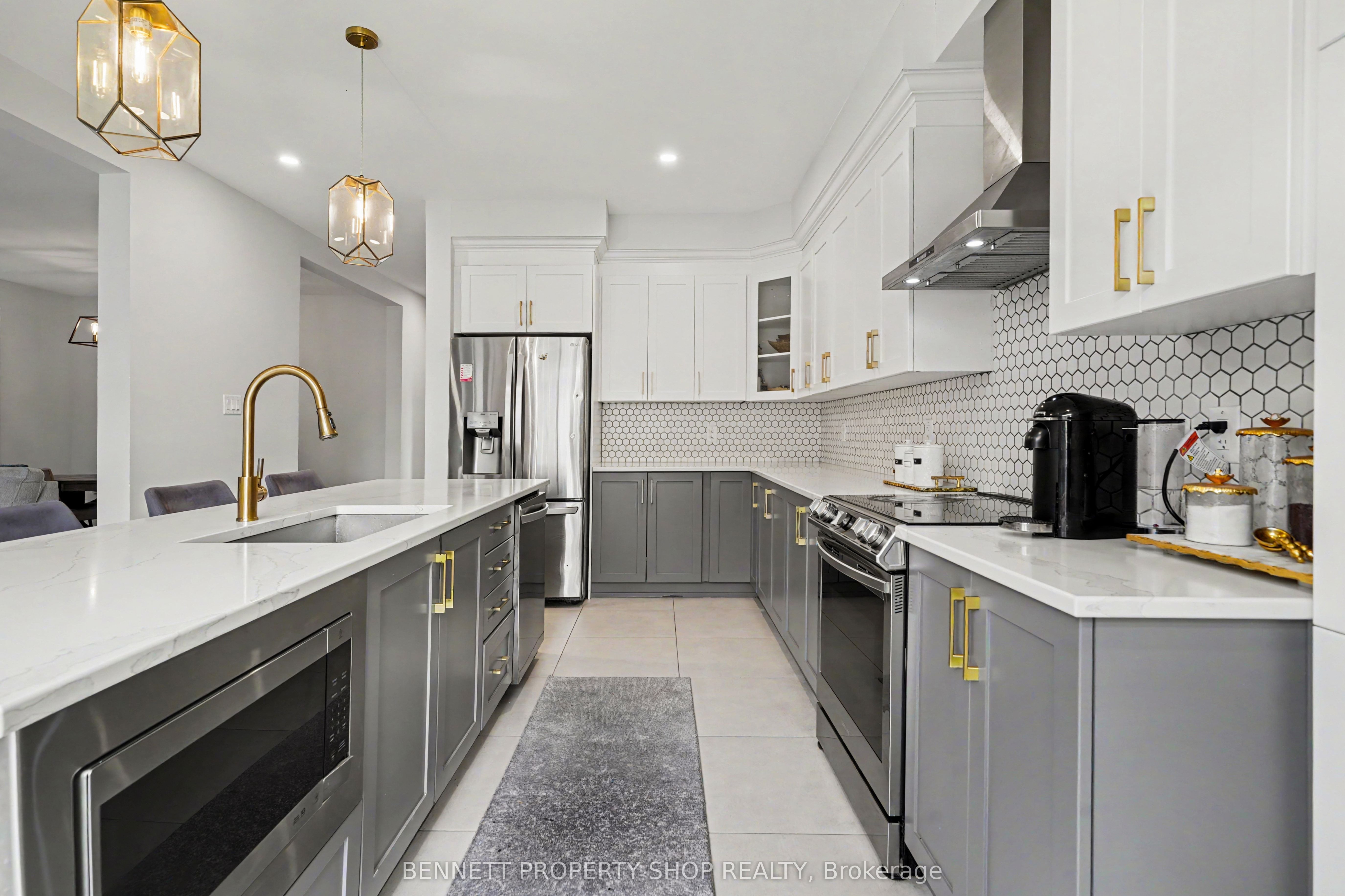 95 Russet Terrace Property Photo 6