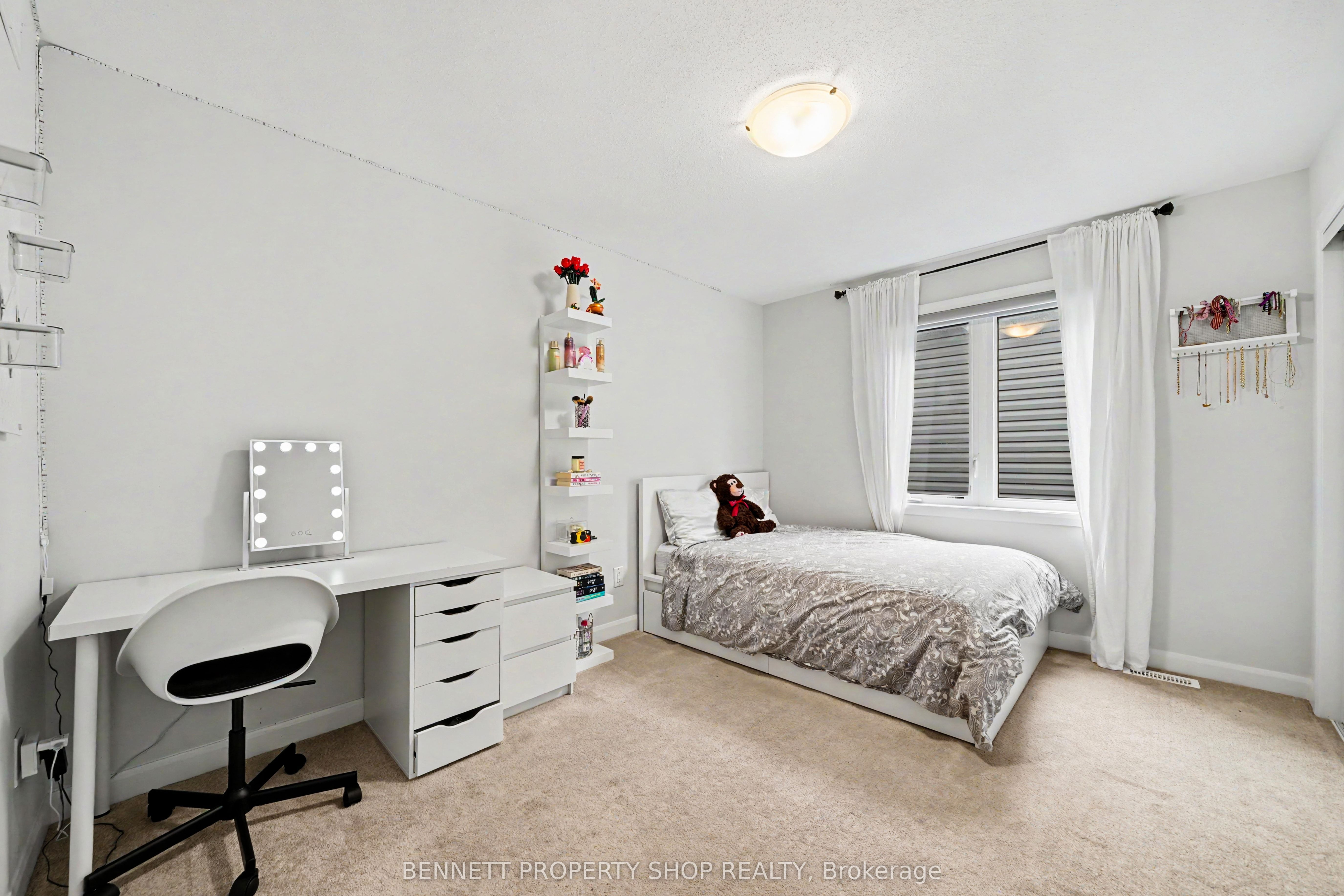 95 Russet Terrace Property Photo 13