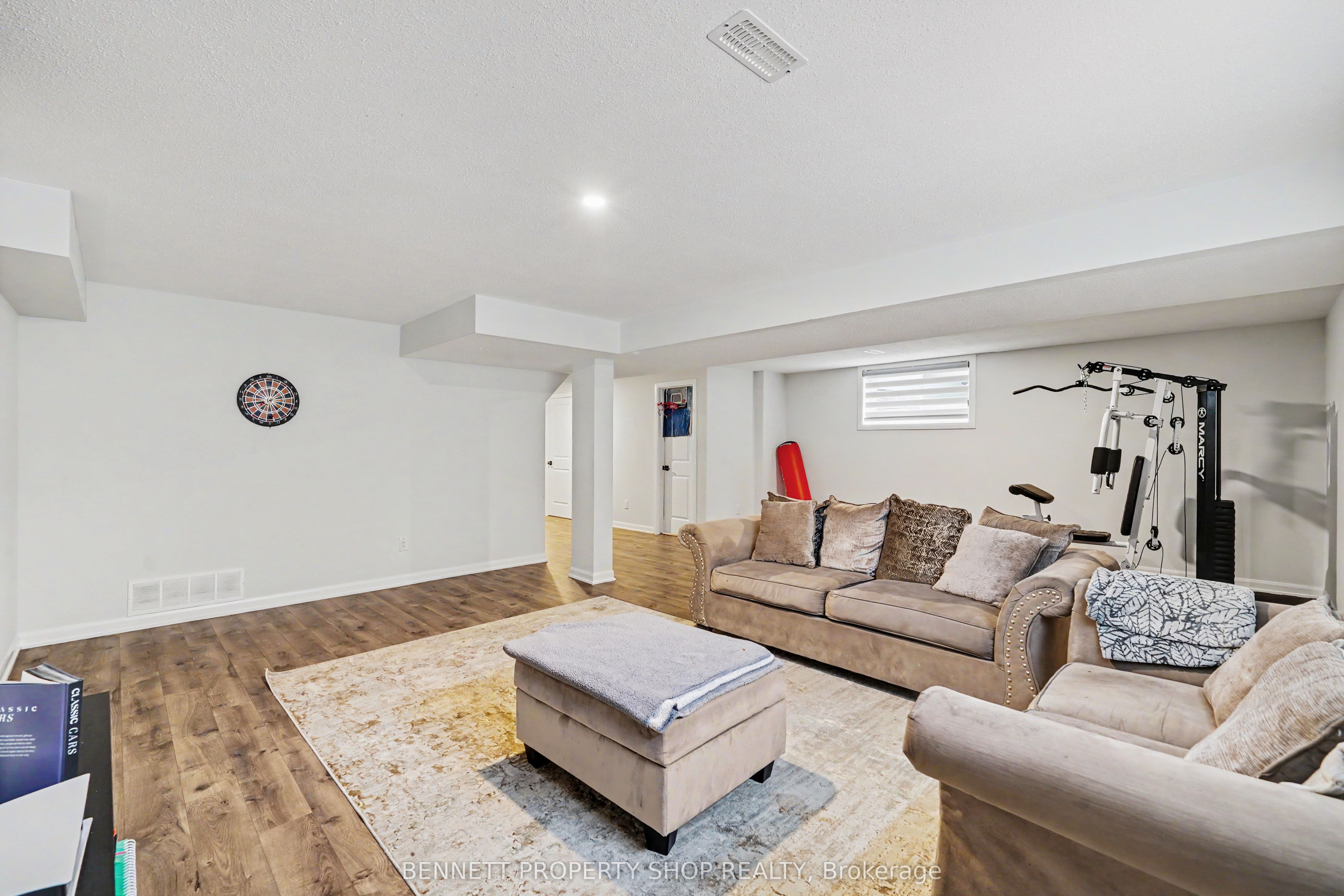 95 Russet Terrace Property Photo 20