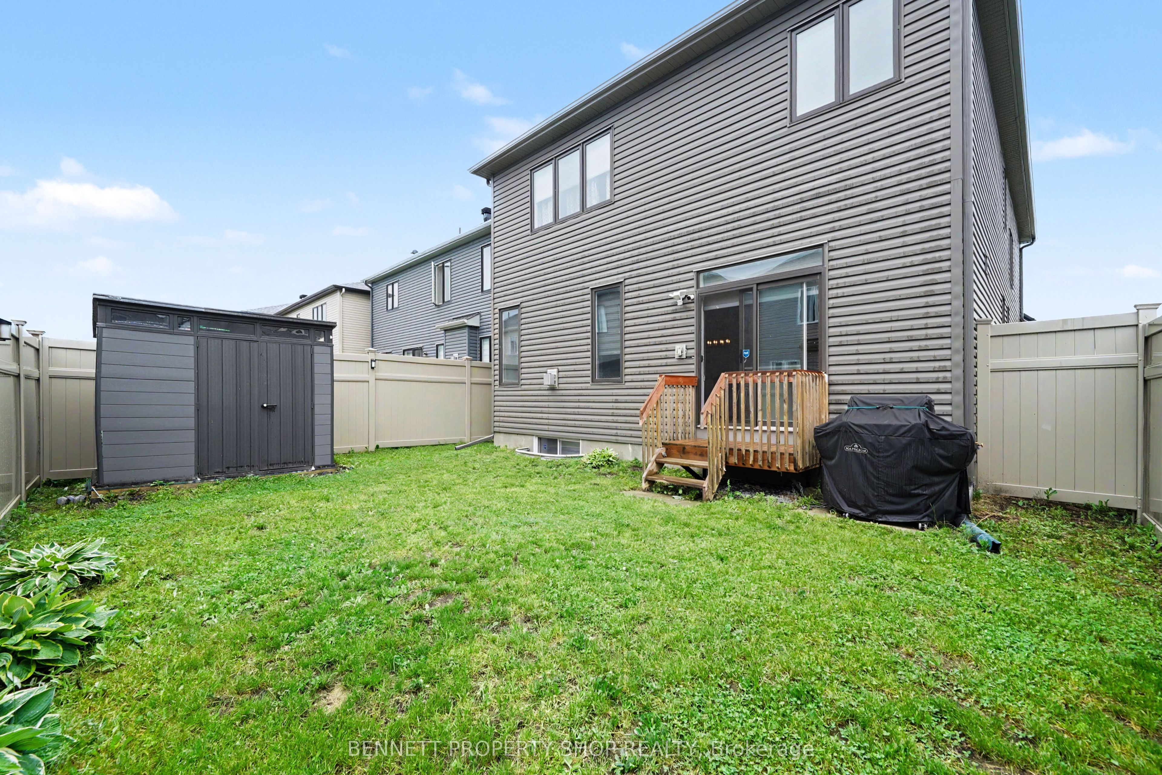 95 Russet Terrace Property Photo 22