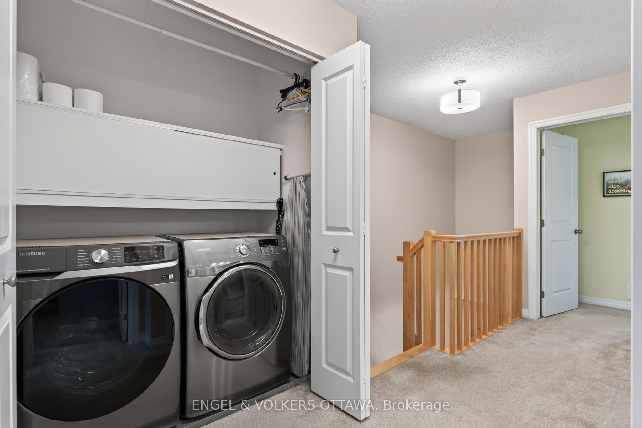 512 Knotridge Street Property Photo 21