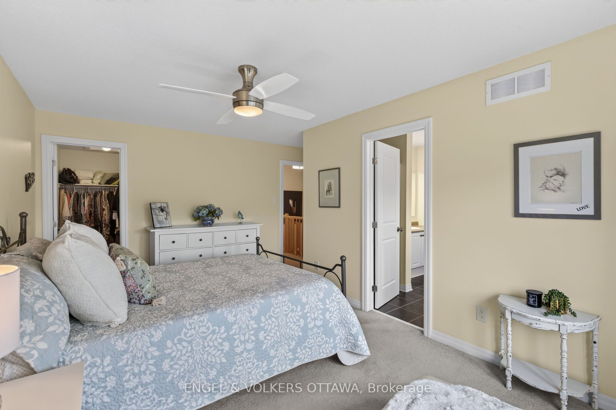 512 Knotridge Street Property Photo 25