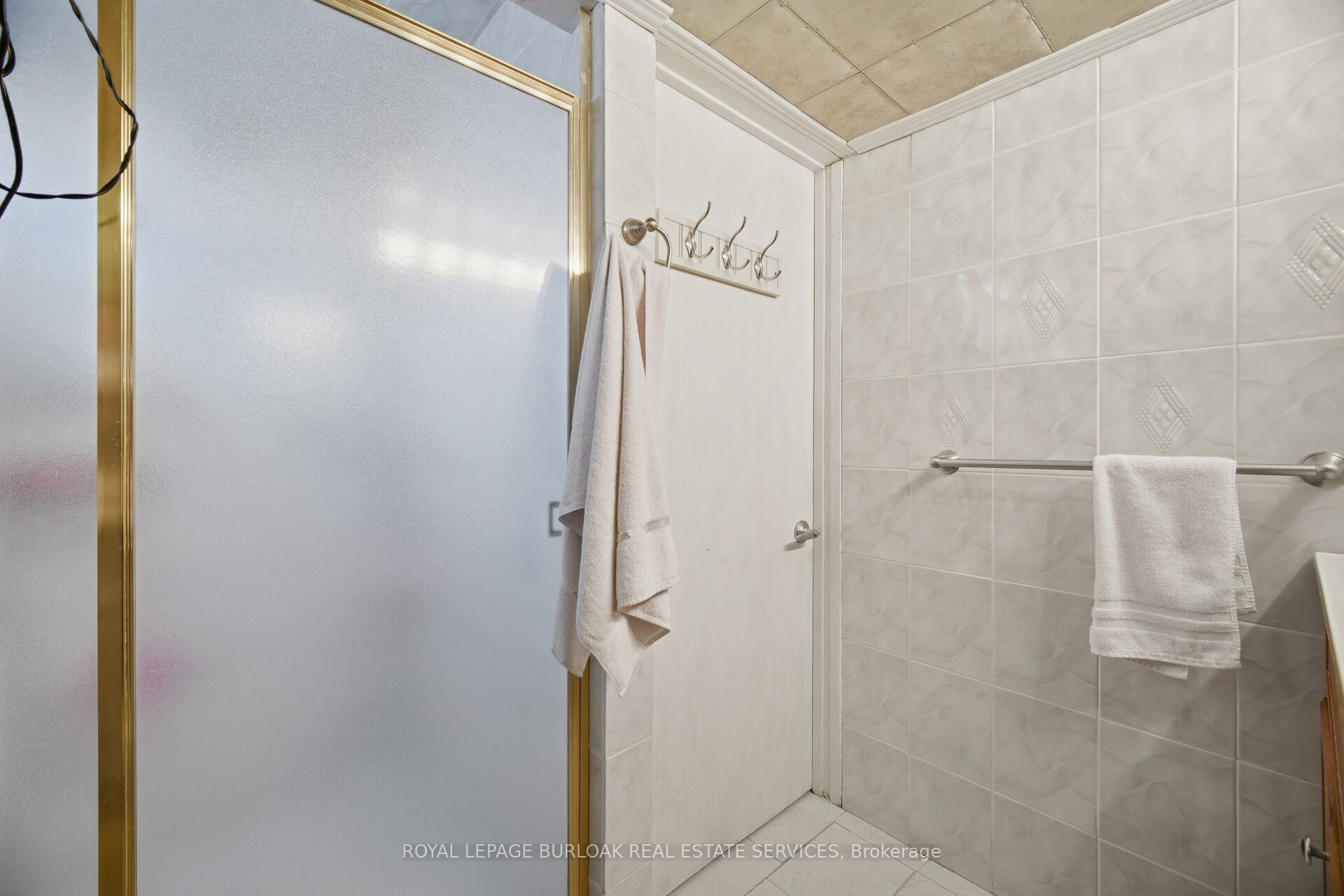 31 Summercrest Drive Property Photo 40