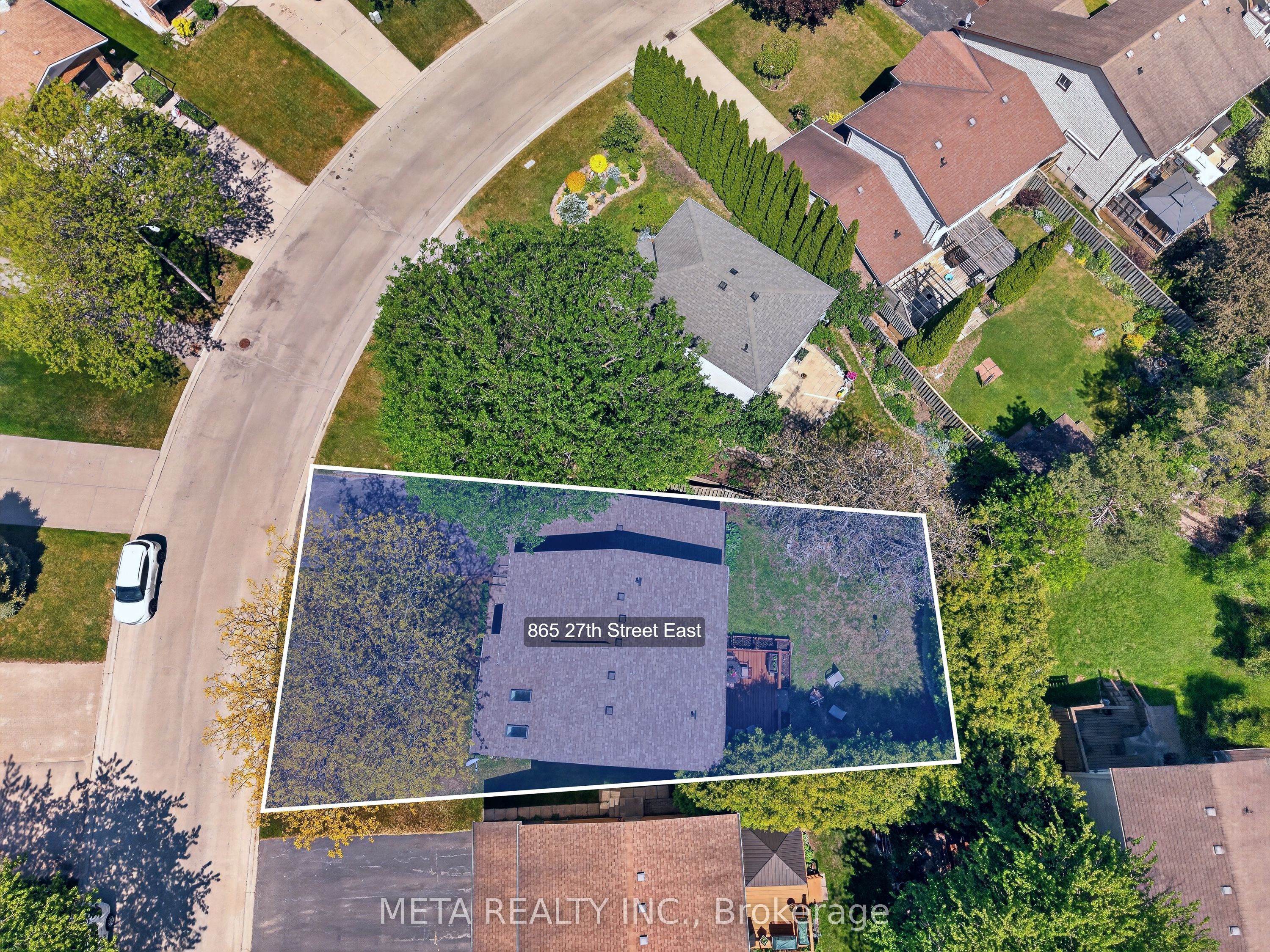 865 27th Street Property Photo 4