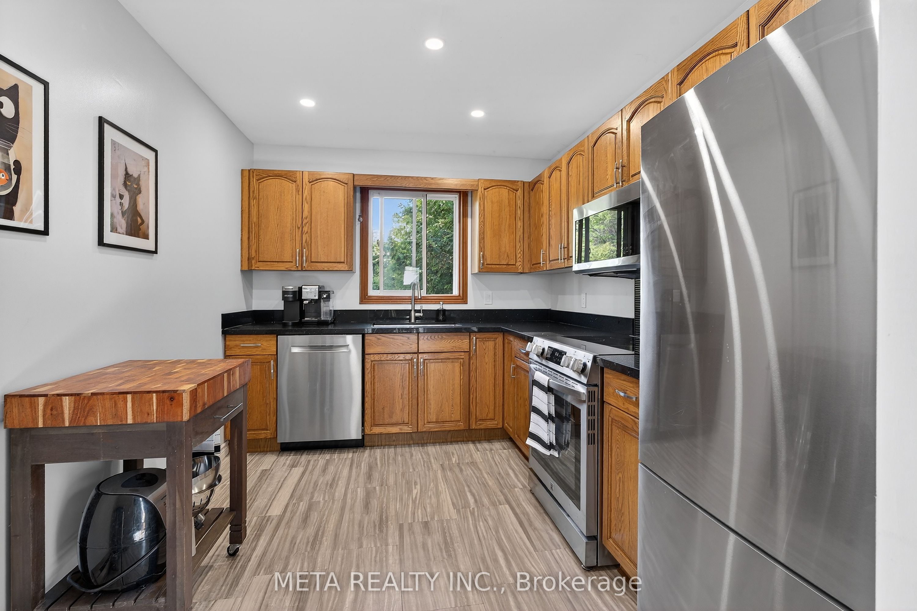 865 27th Street Property Photo 14
