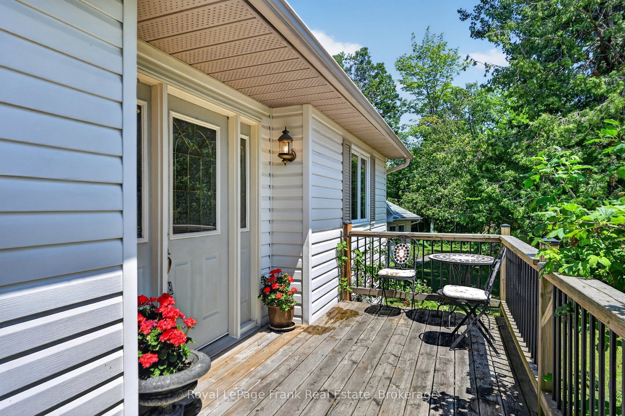 2 Ideal Point Road S Property Photo 6