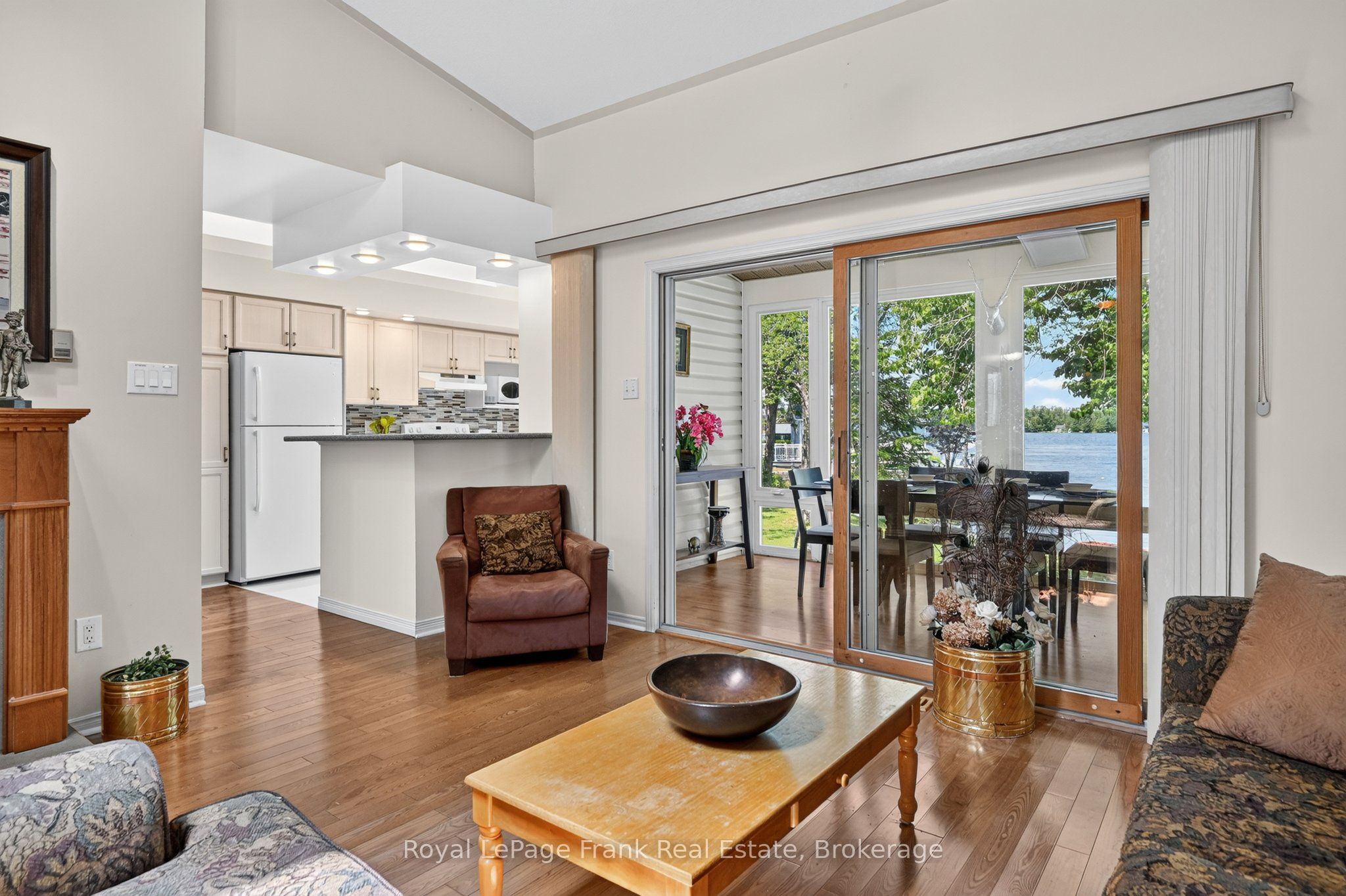 2 Ideal Point Road S Property Photo 11