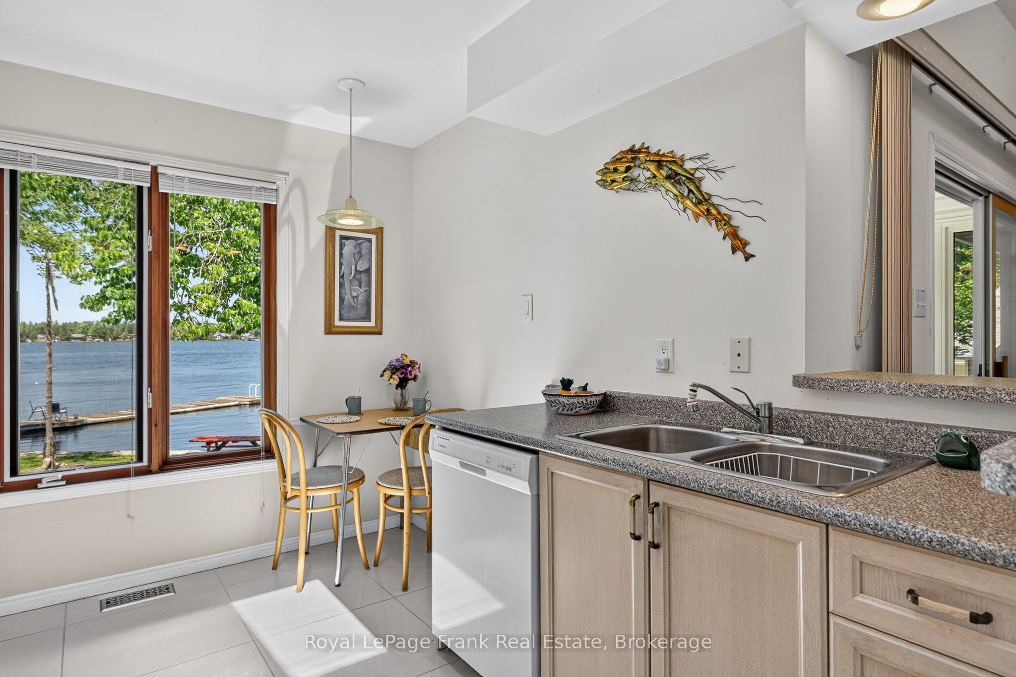 2 Ideal Point Road S Property Photo 17
