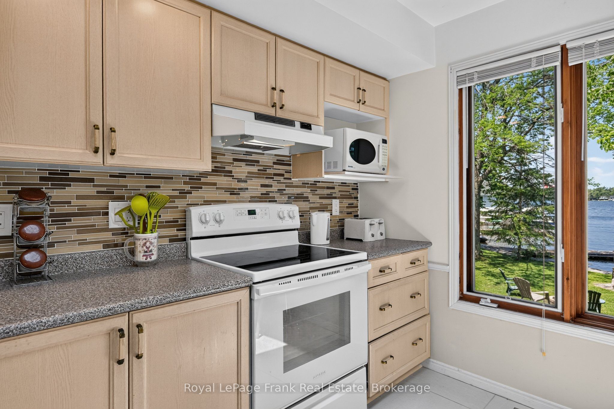 2 Ideal Point Road S Property Photo 20