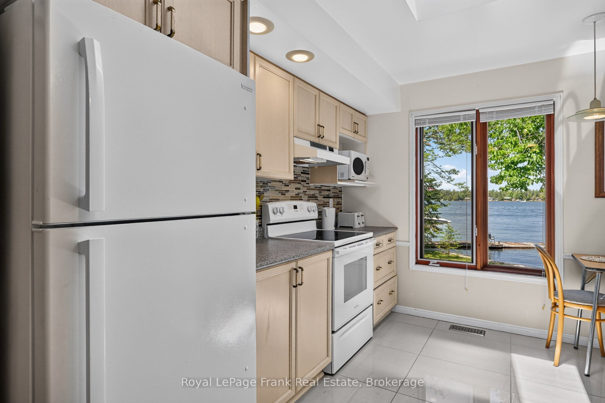 2 Ideal Point Road S Property Photo 21