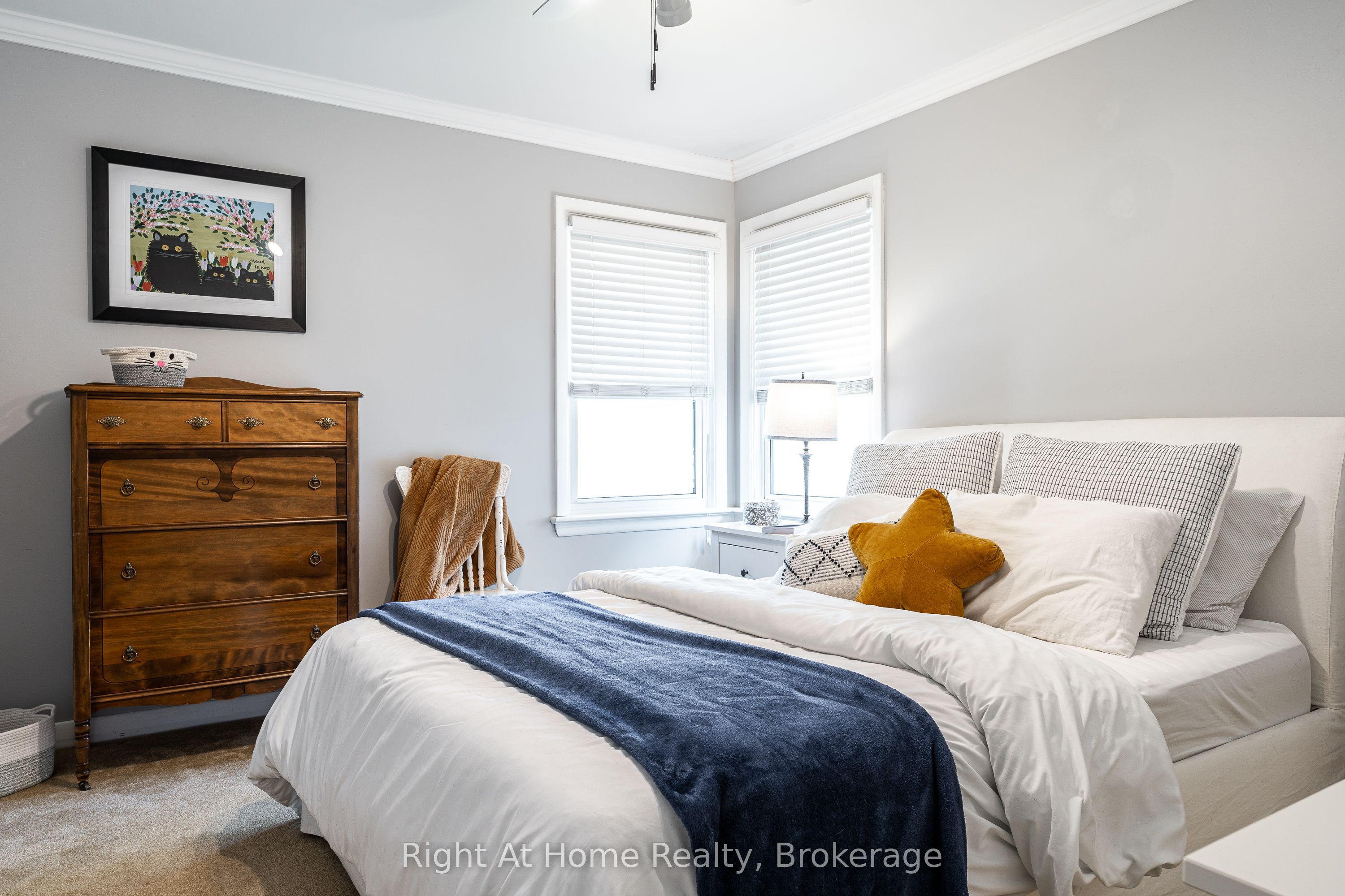 202 Easson Street Property Photo 27