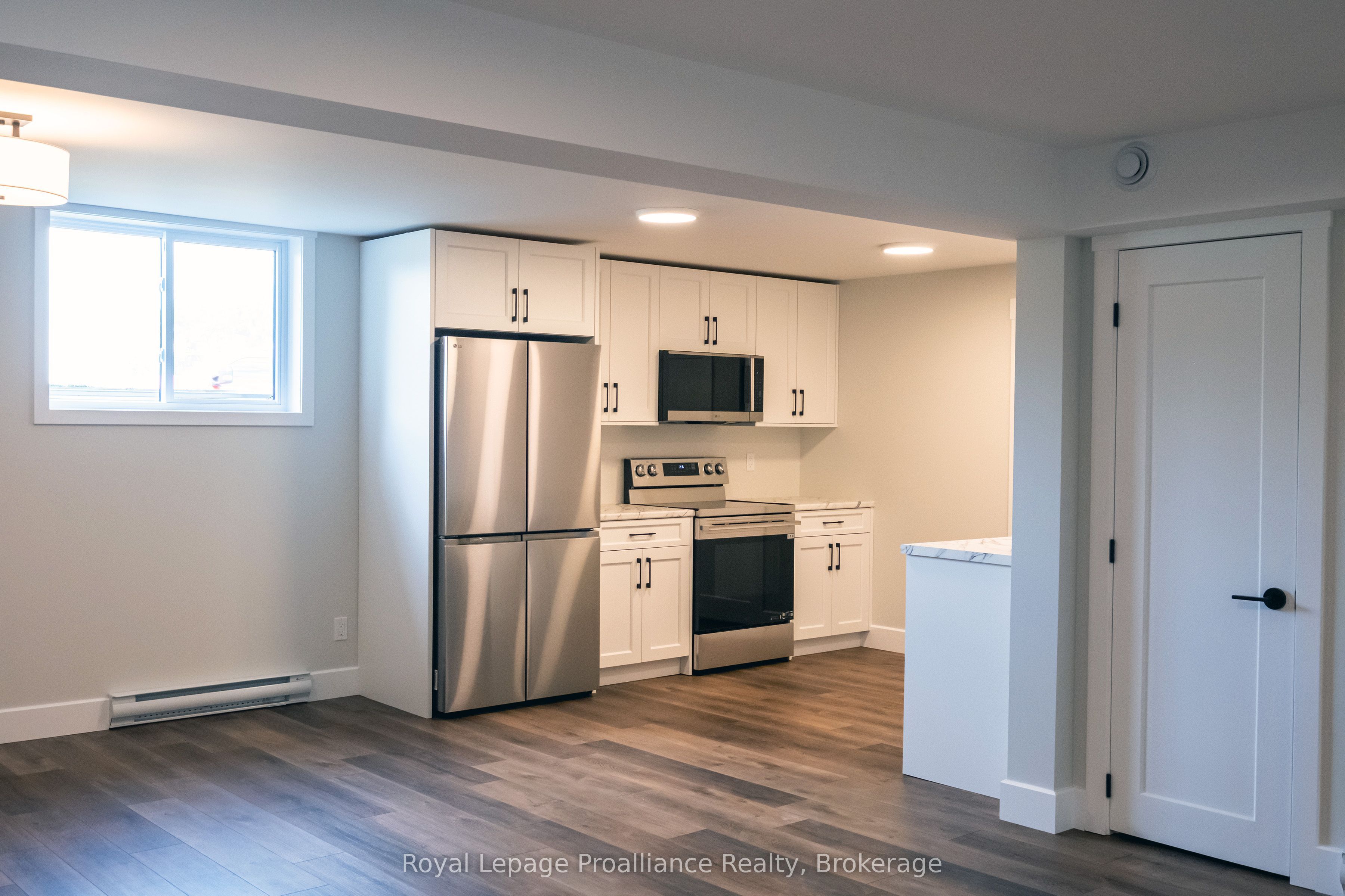 166 Sienna Avenue B Property Photo 9