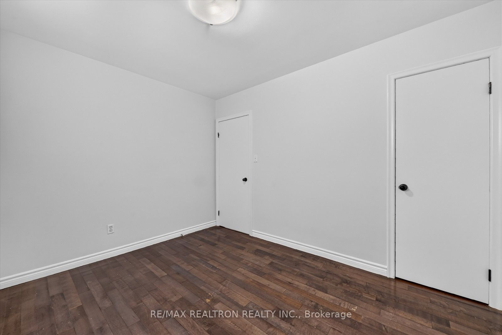 618 Upper Ottawa Street Property Photo 11