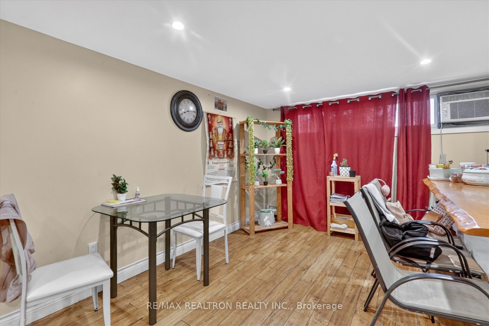 618 Upper Ottawa Street Property Photo 21