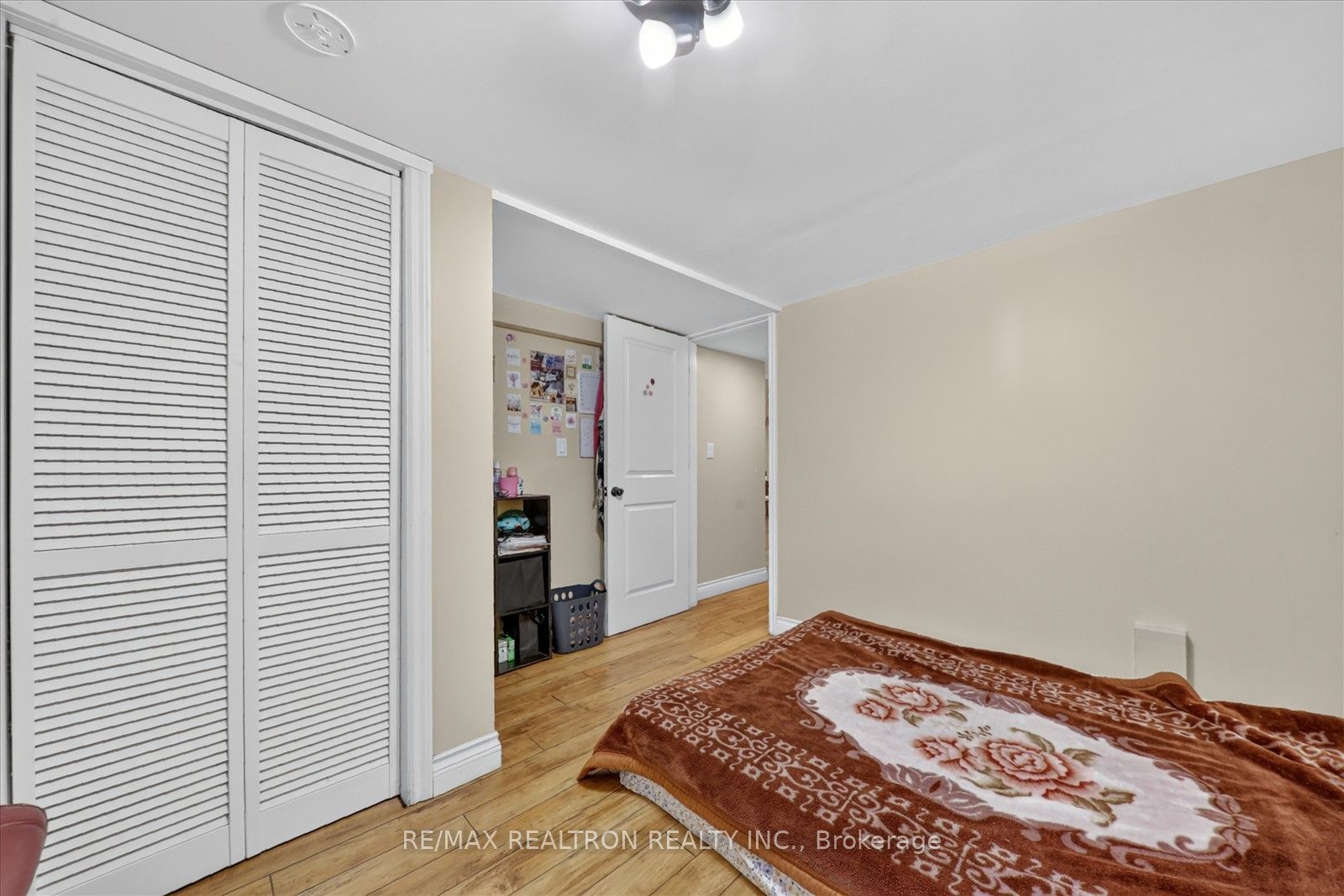 618 Upper Ottawa Street Property Photo 27