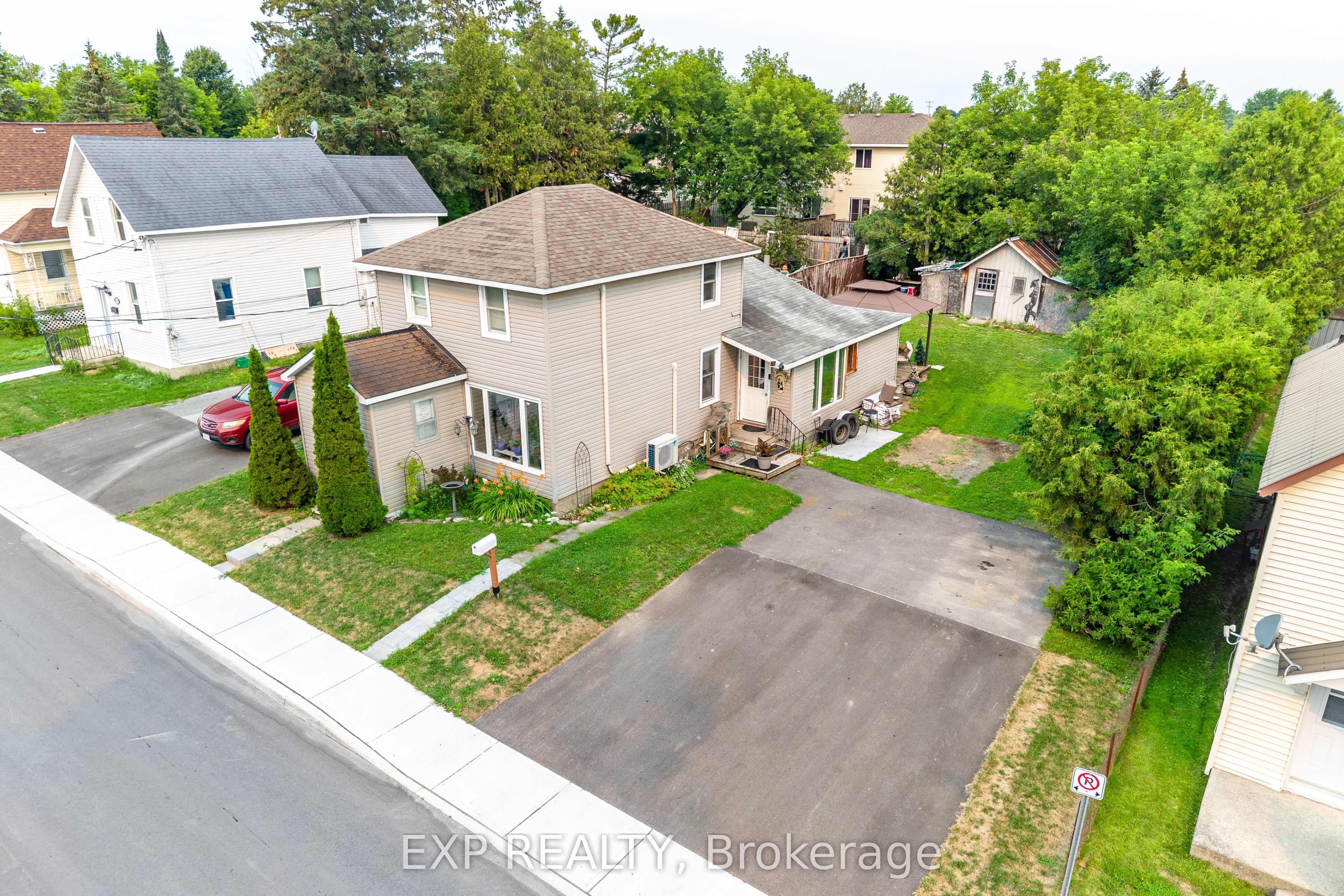111 MACDONALD Street Property Photo 1
