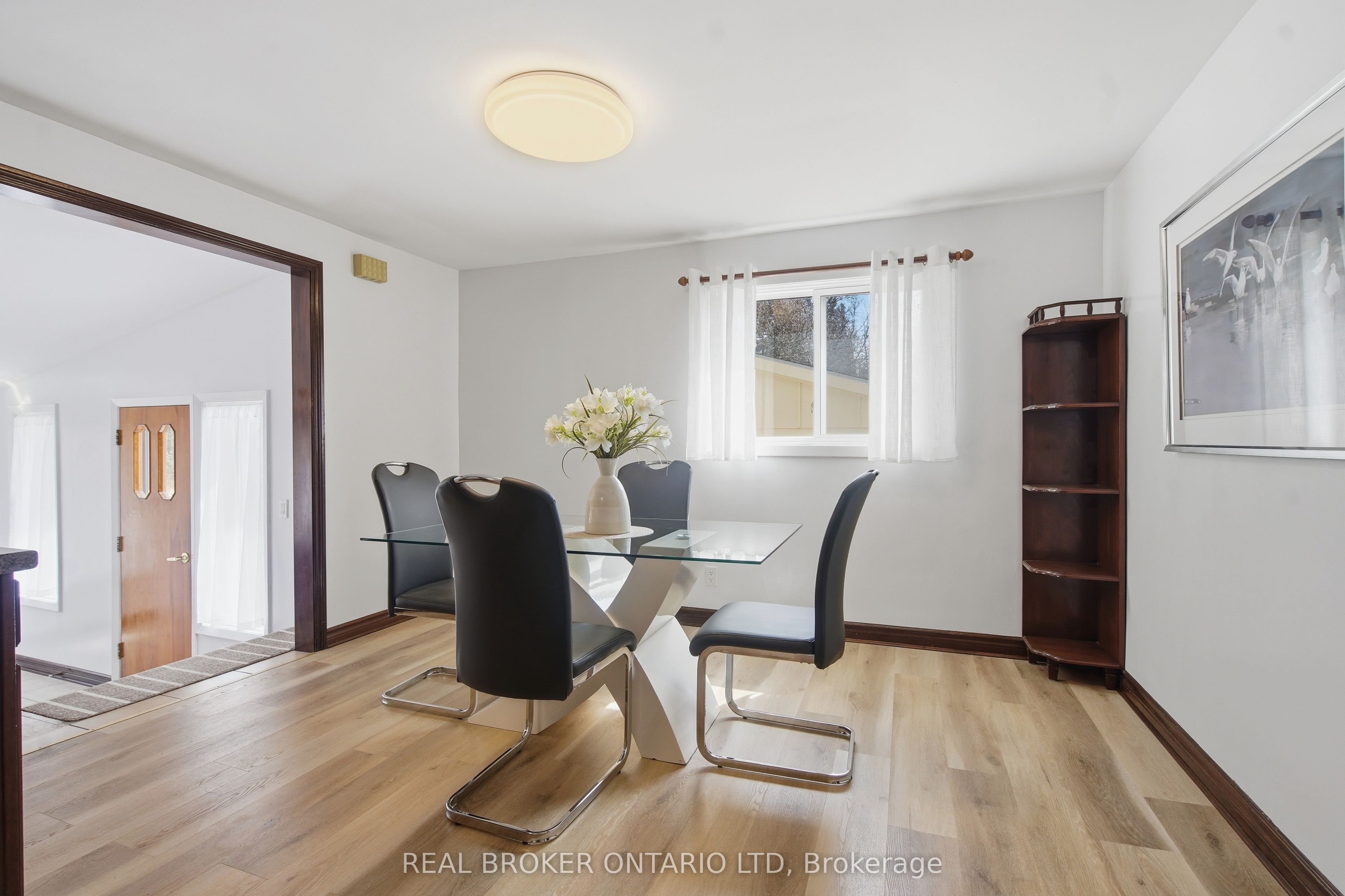 908 William Street Property Photo 11