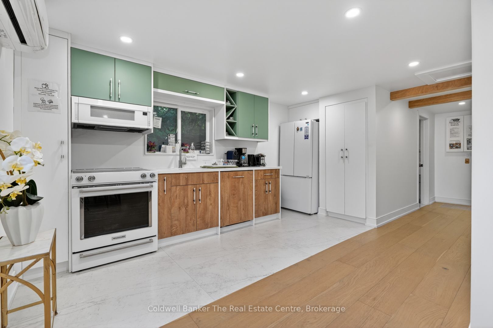 1079 Severn River Road Property Photo 10