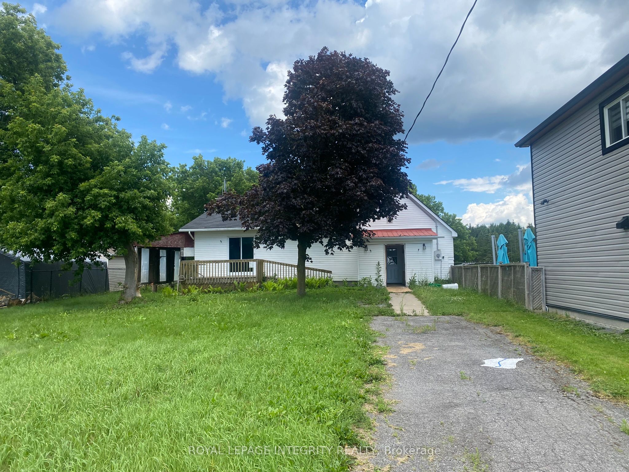 2415 DU LAC Road Property Photo 1