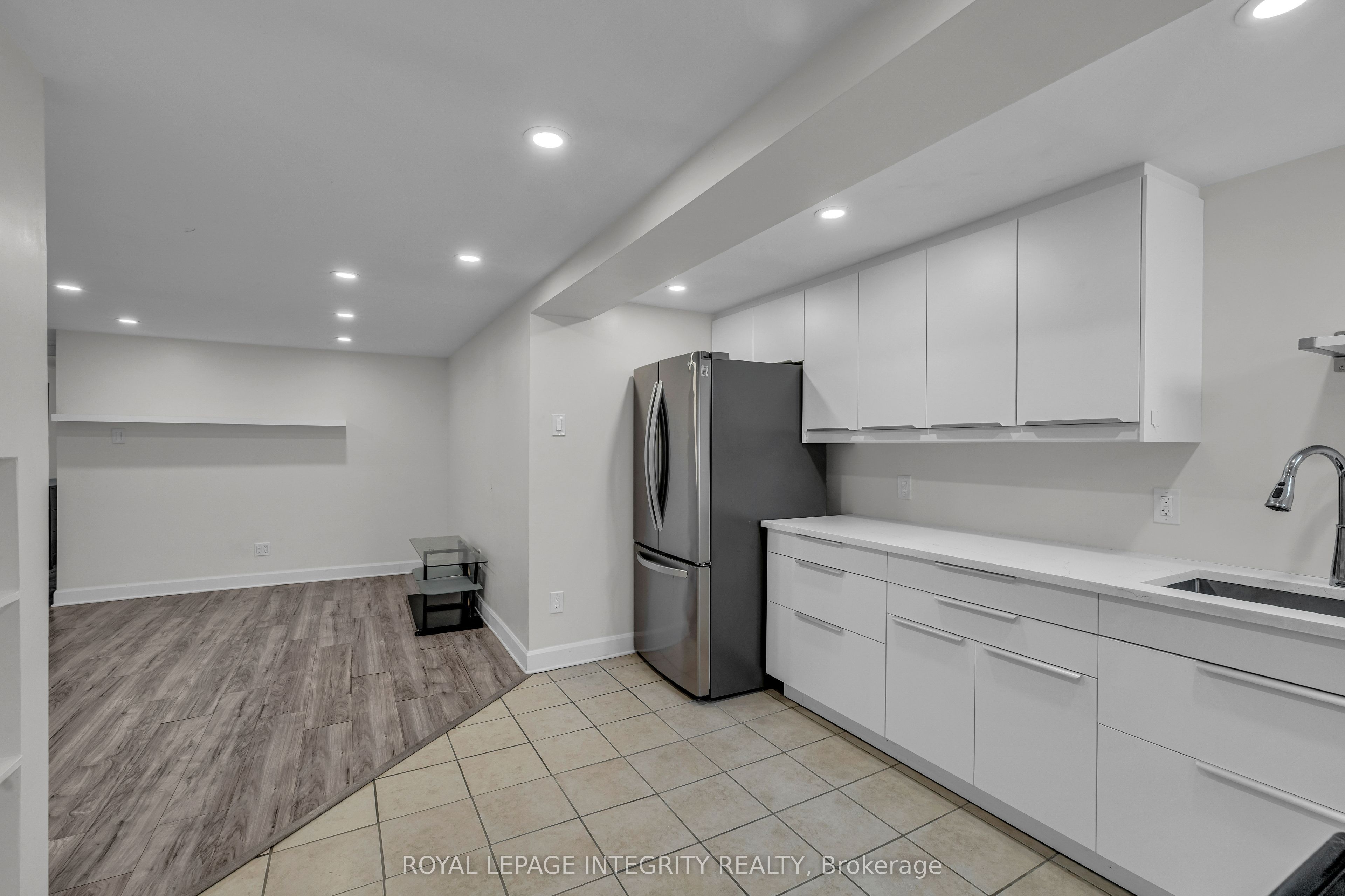 924 Rex Avenue Property Photo 6