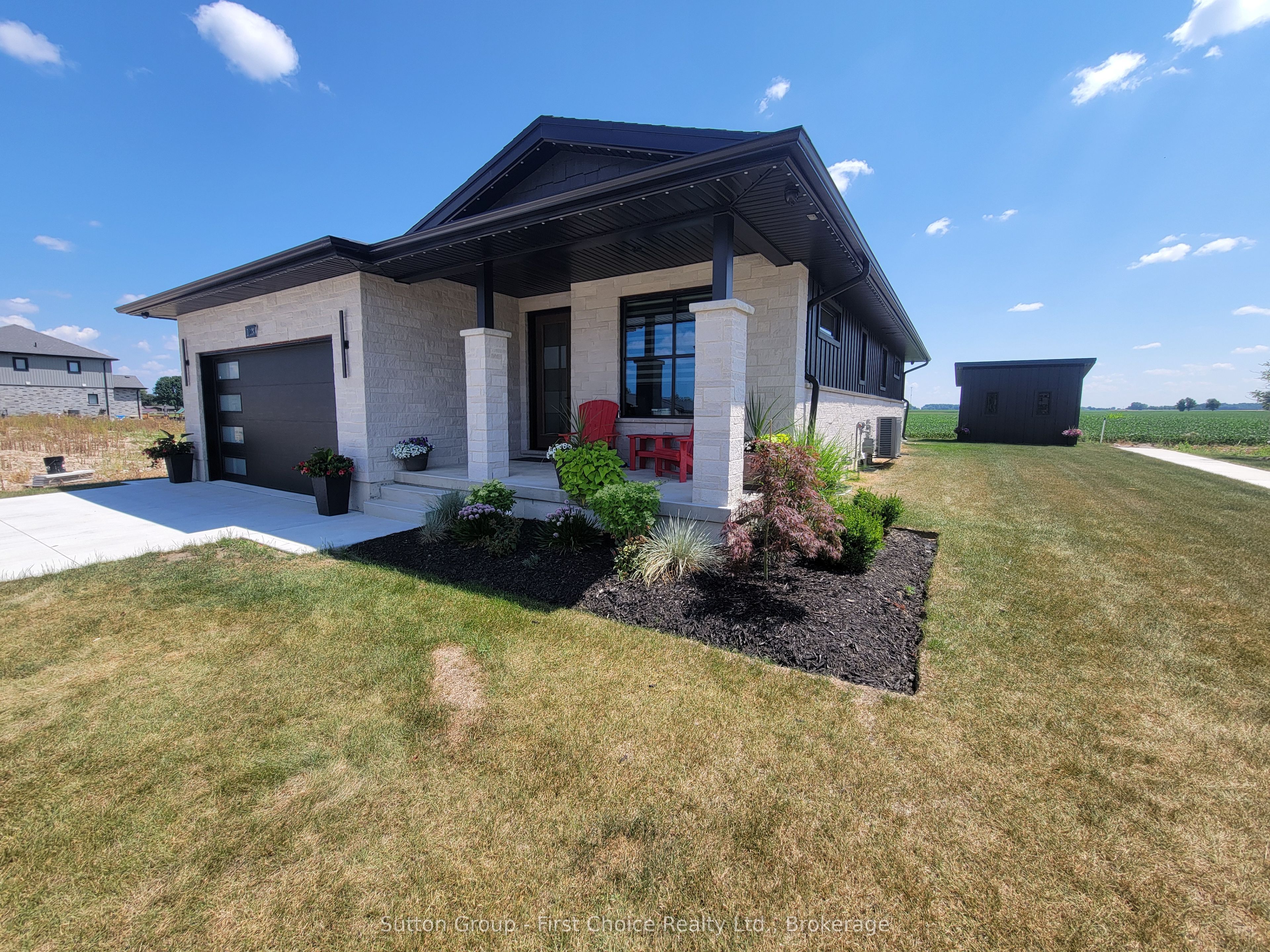 128 Rowe Avenue Property Photo 1
