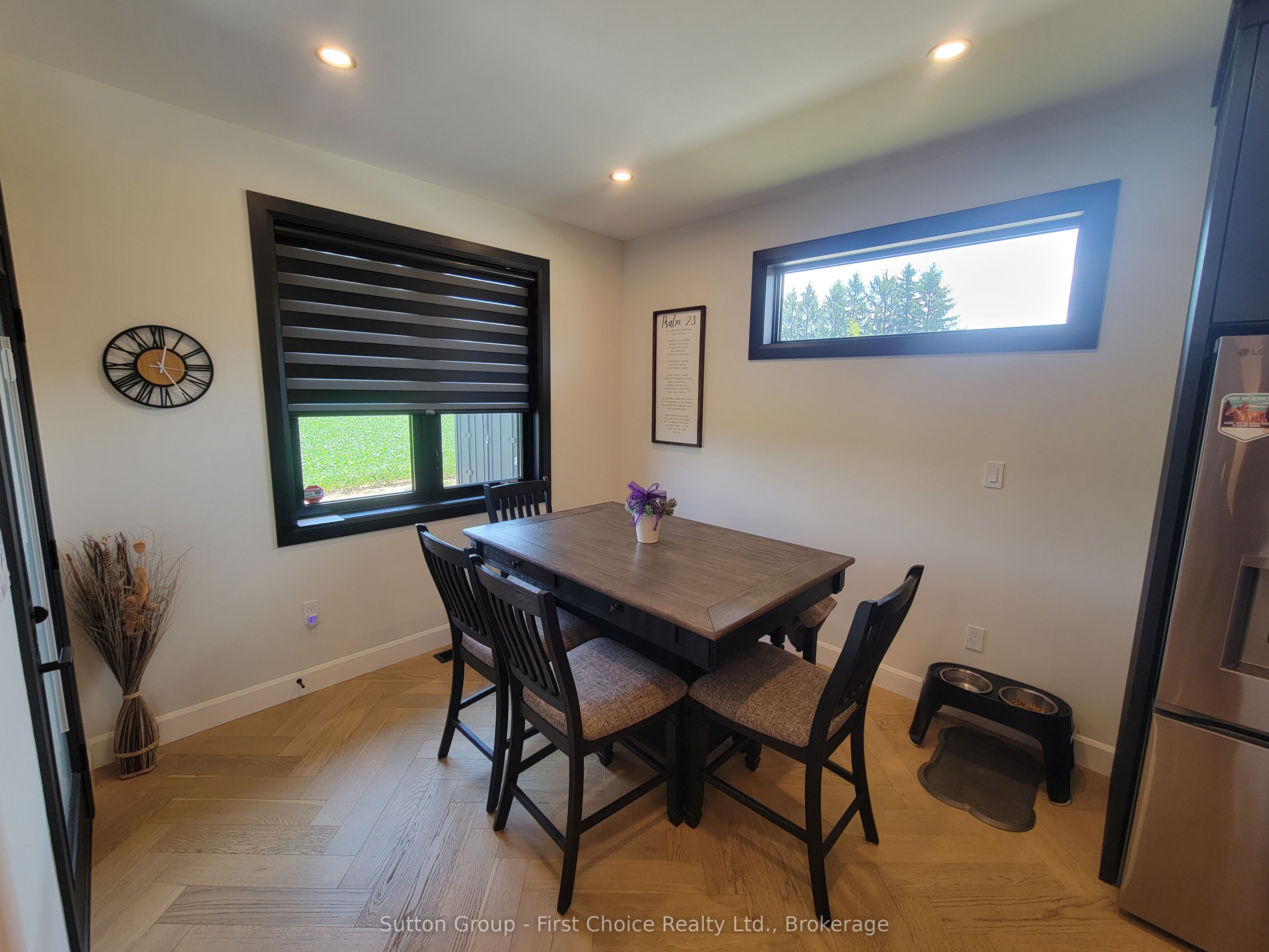 128 Rowe Avenue Property Photo 13