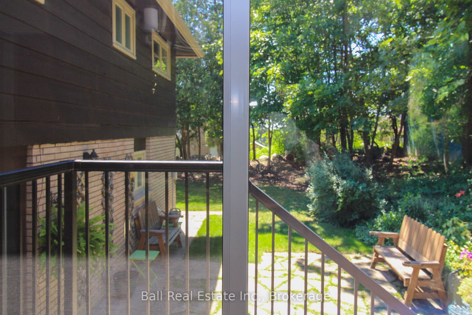 1559 Westbrook Drive Property Photo 12