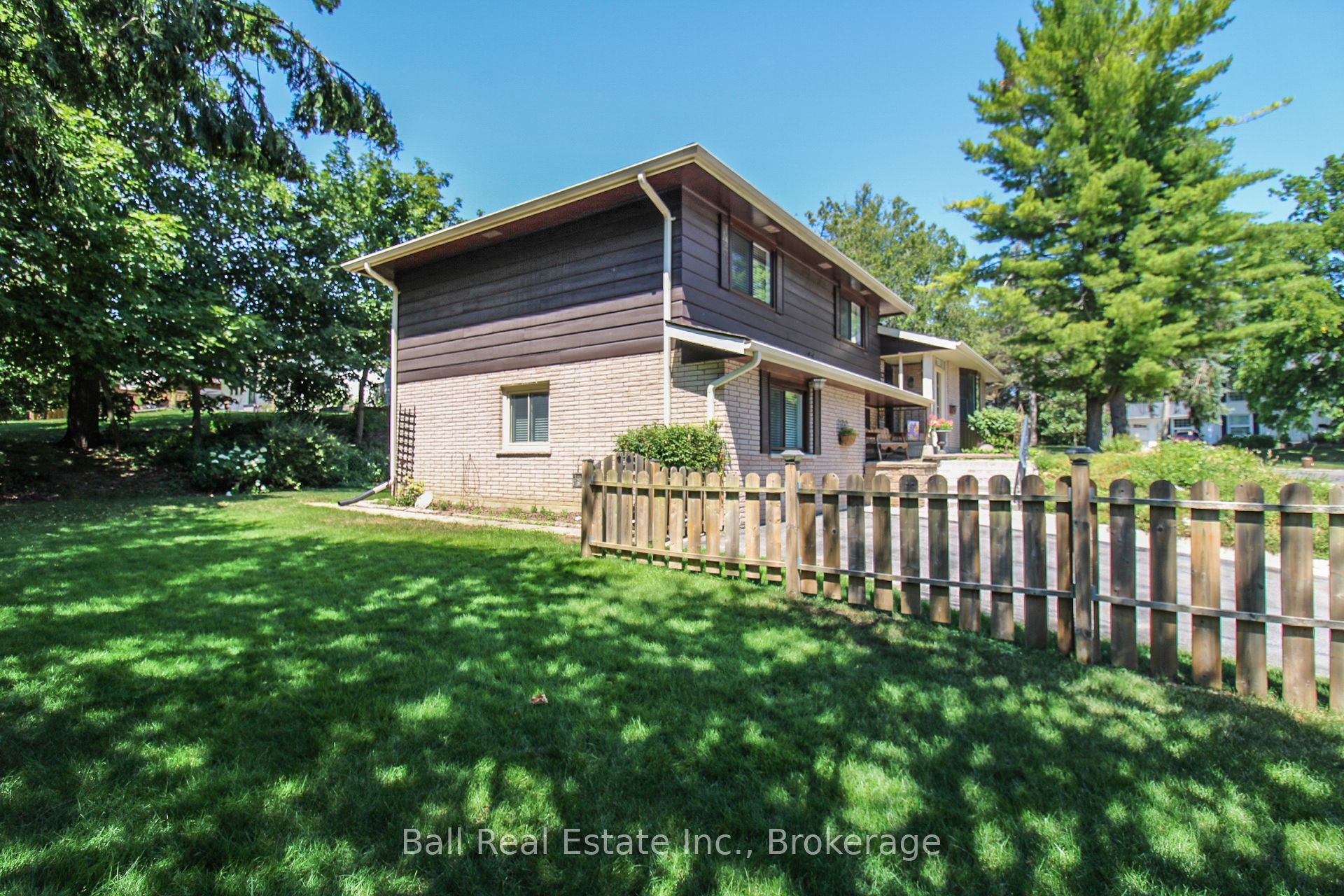 1559 Westbrook Drive Property Photo 19