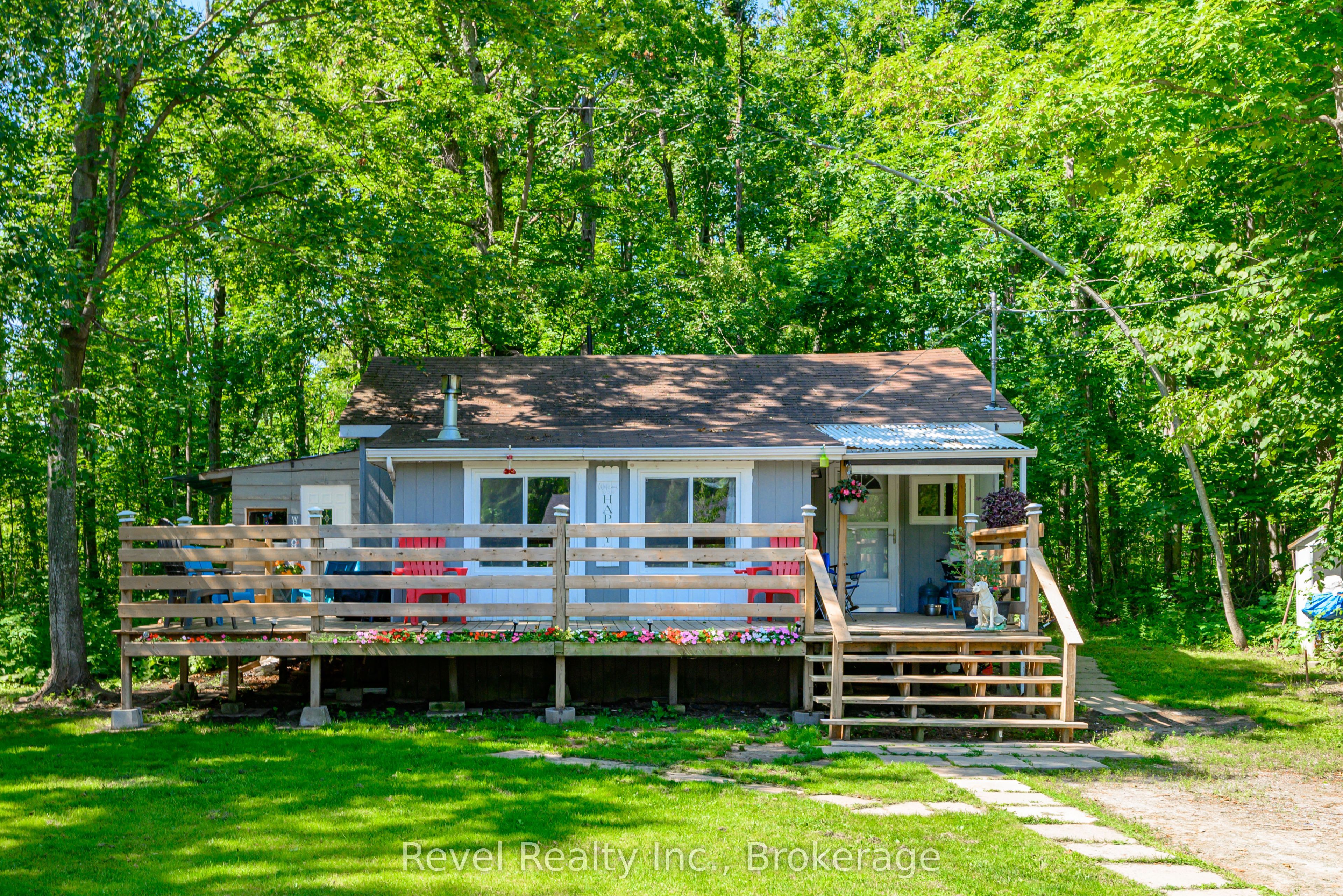 57 Rollie's Bay Road Property Photo 1