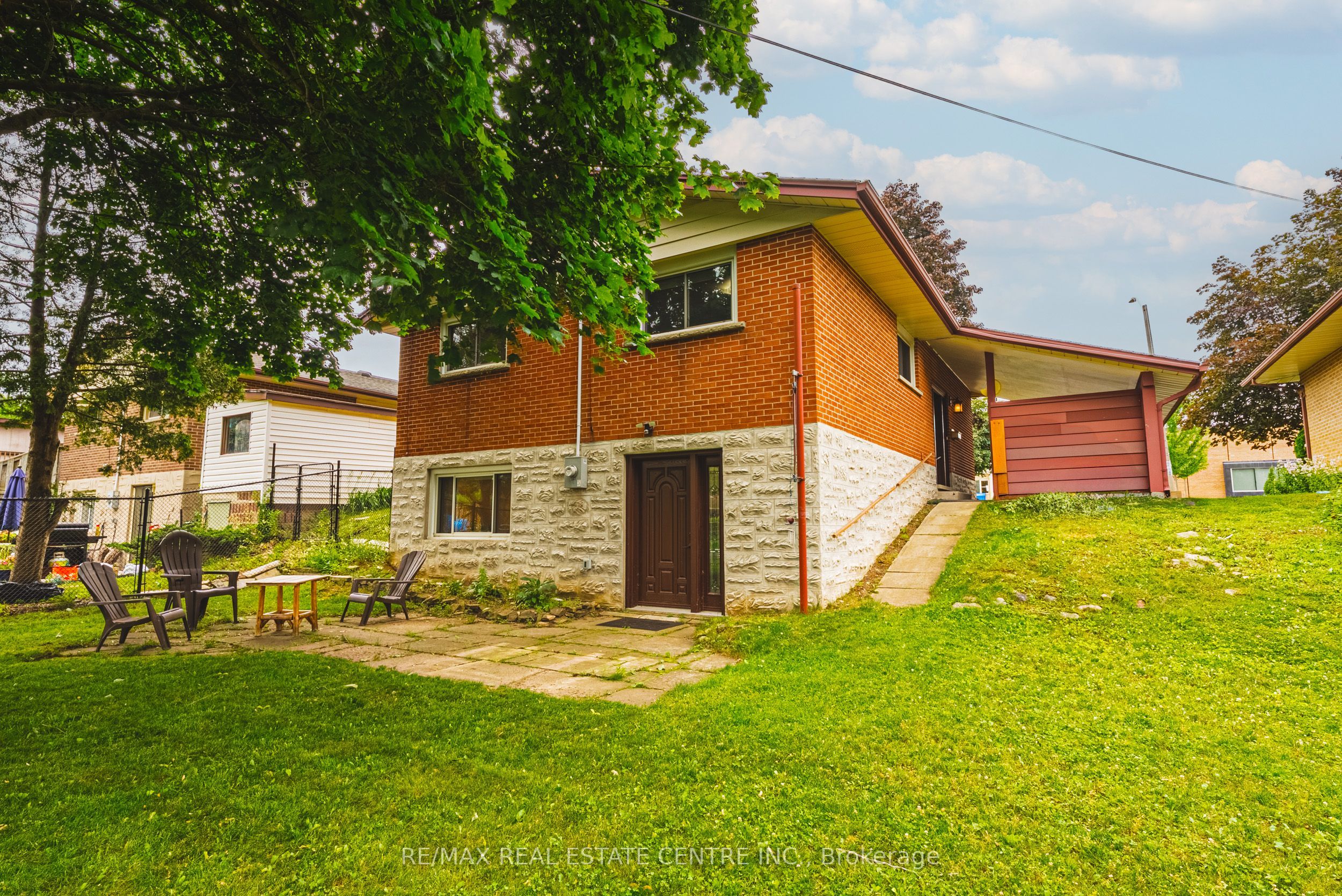 45 Gail Street Property Photo 33