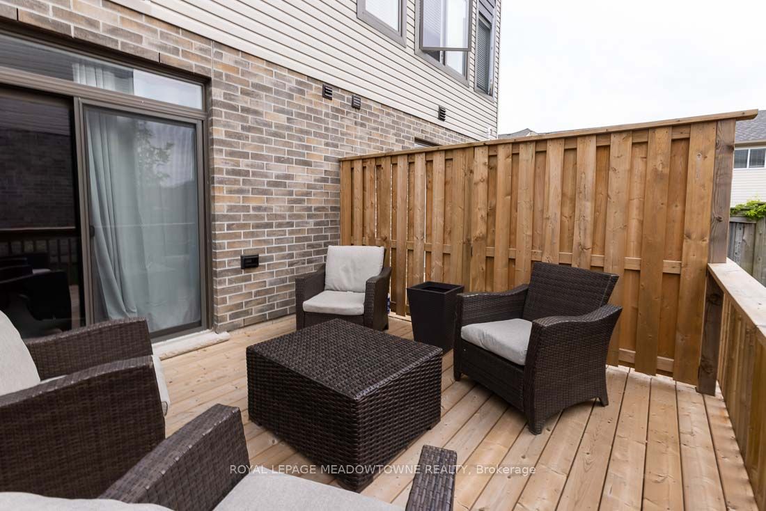 2144 Meadowgate Boulevard Property Photo 15